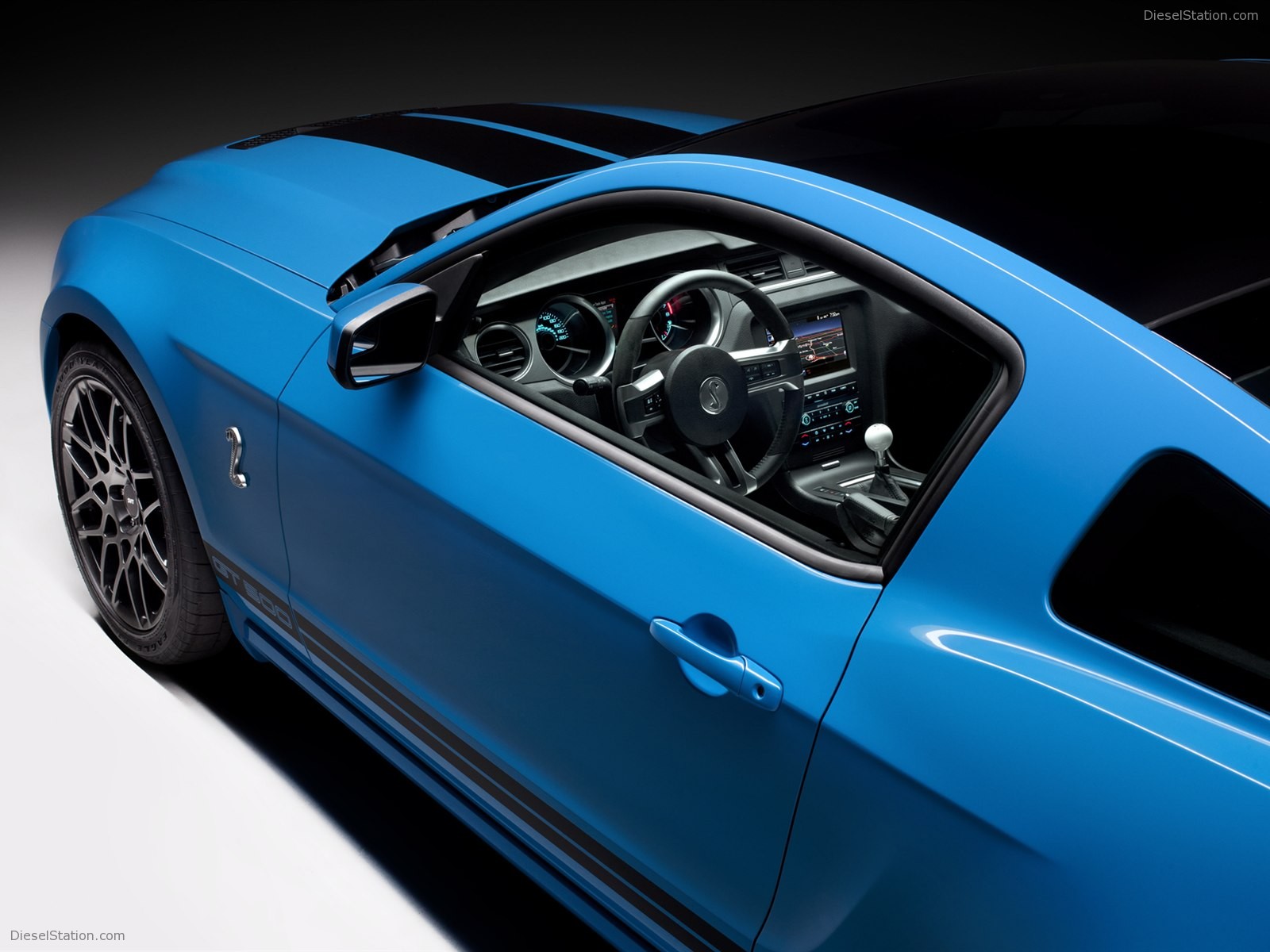 Ford Shelby GT500 2013