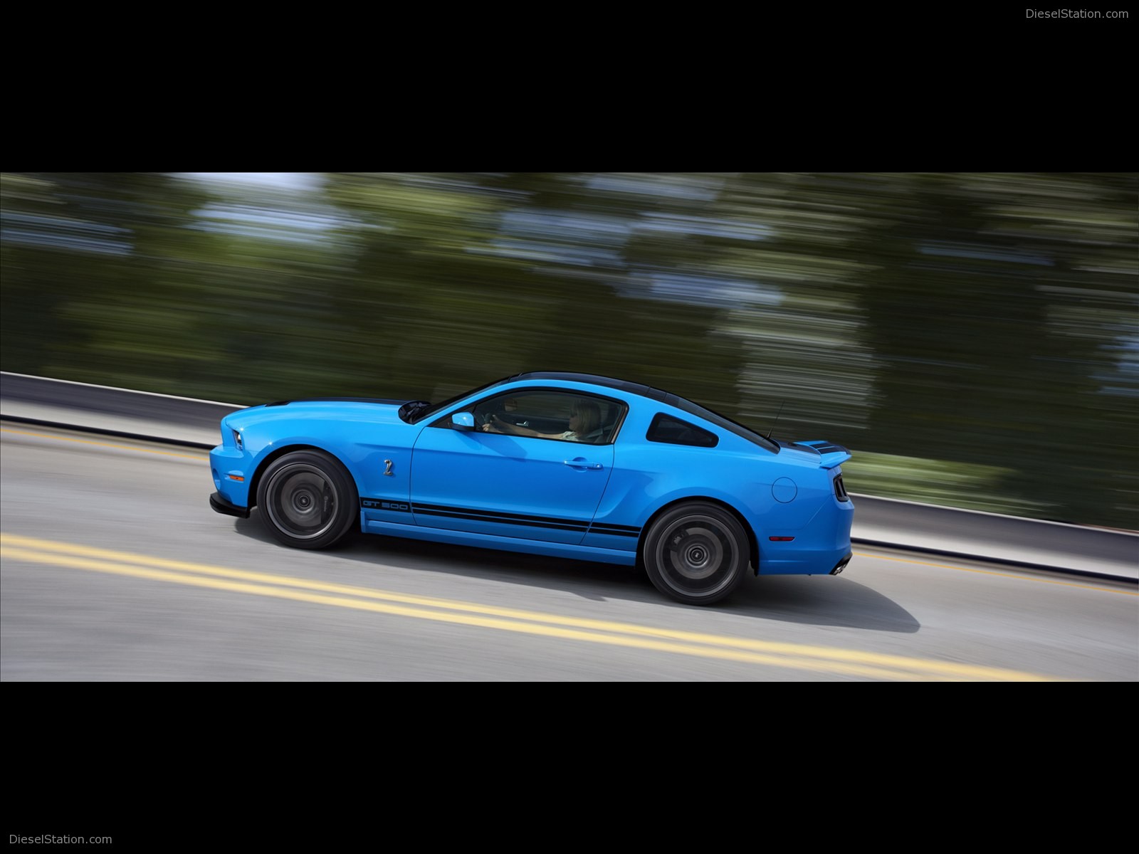 Ford Shelby GT500 2013