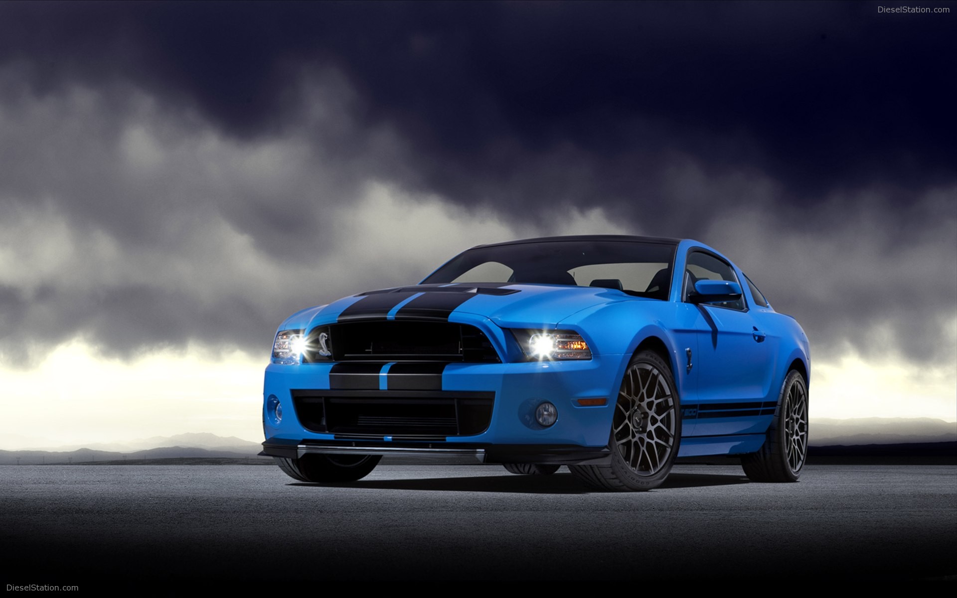 Ford Shelby GT500 2013