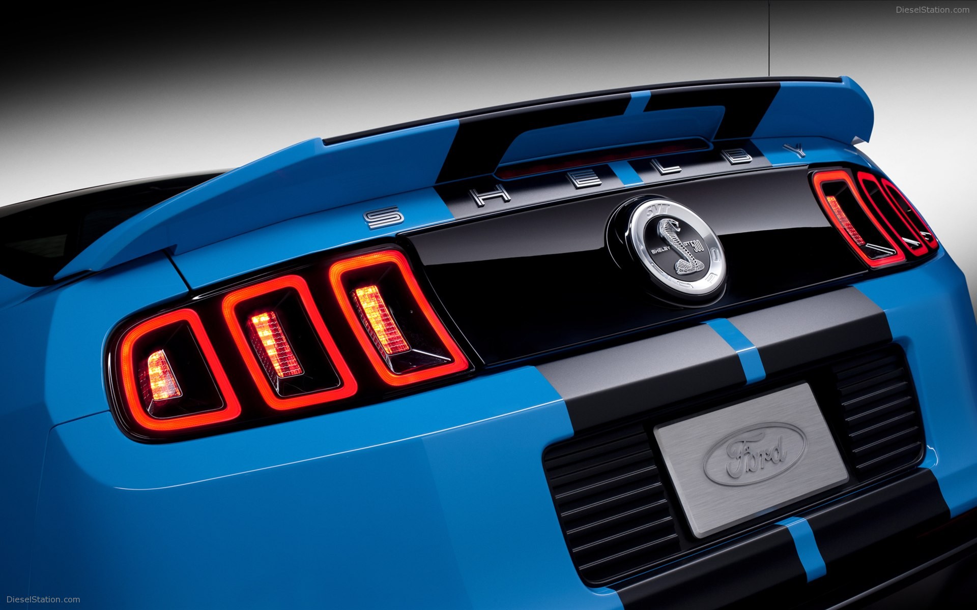 Ford Shelby GT500 2013