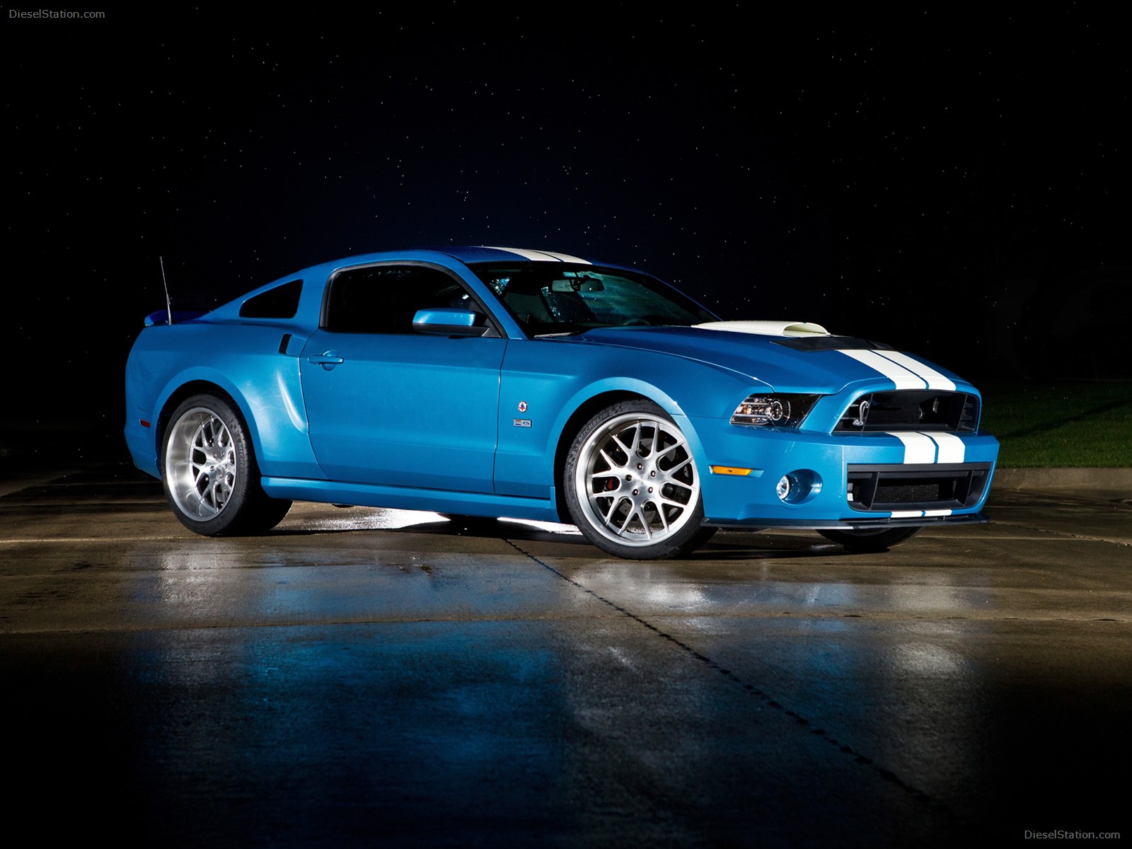 Ford Shelby GT500 Cobra 2013