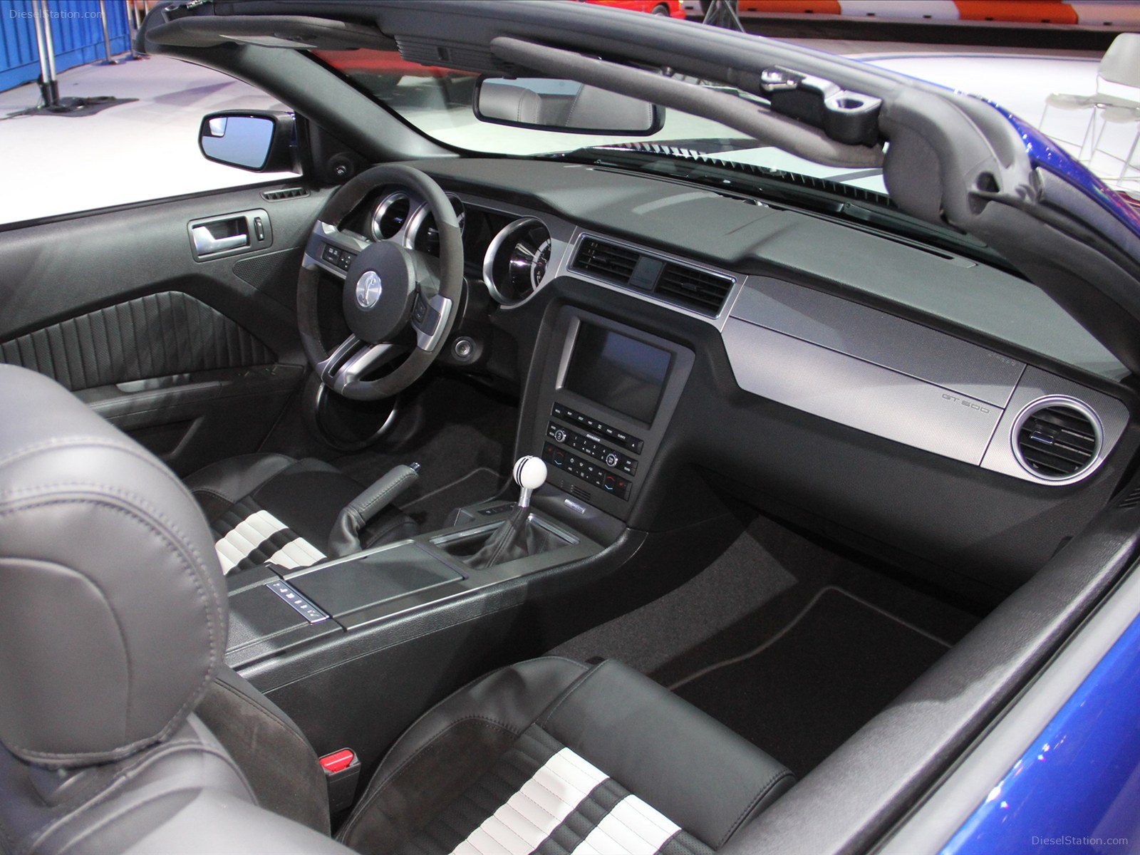 Ford Shelby Mustang GT500 Convertible 2013 Ford Shelby Mustang GT500 Convertible 2013