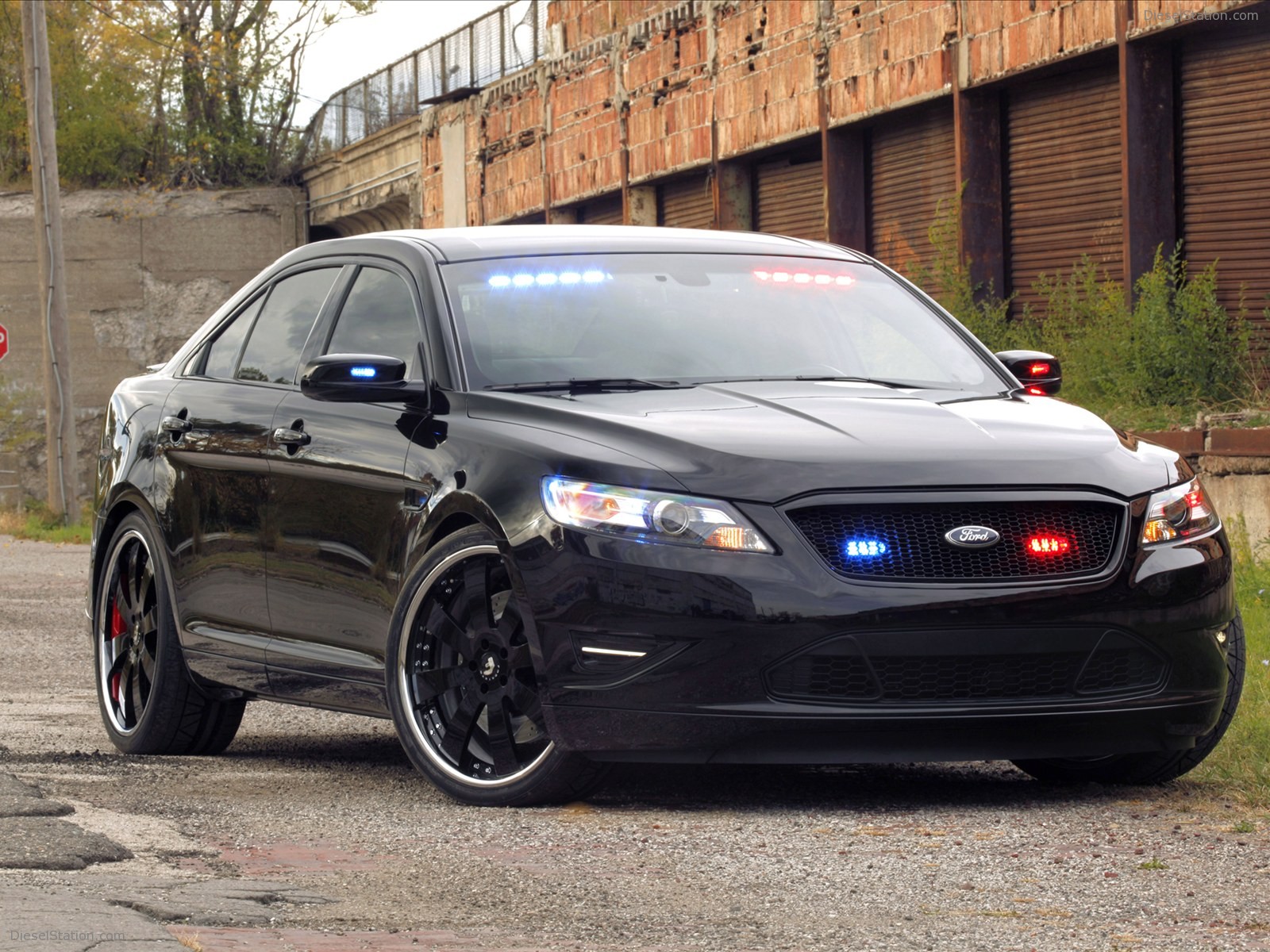 Ford Stealth Police Interceptor Concept 2010 Ford Stealth Police Interceptor Concept 2010