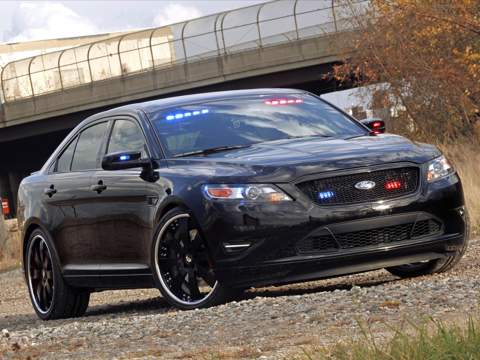 Ford Stealth Police Interceptor Concept 2010 Ford Stealth Police Interceptor Concept 2010
