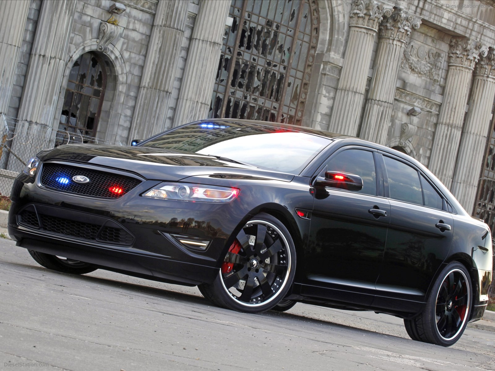 Ford Stealth Police Interceptor Concept 2010 Ford Stealth Police Interceptor Concept 2010