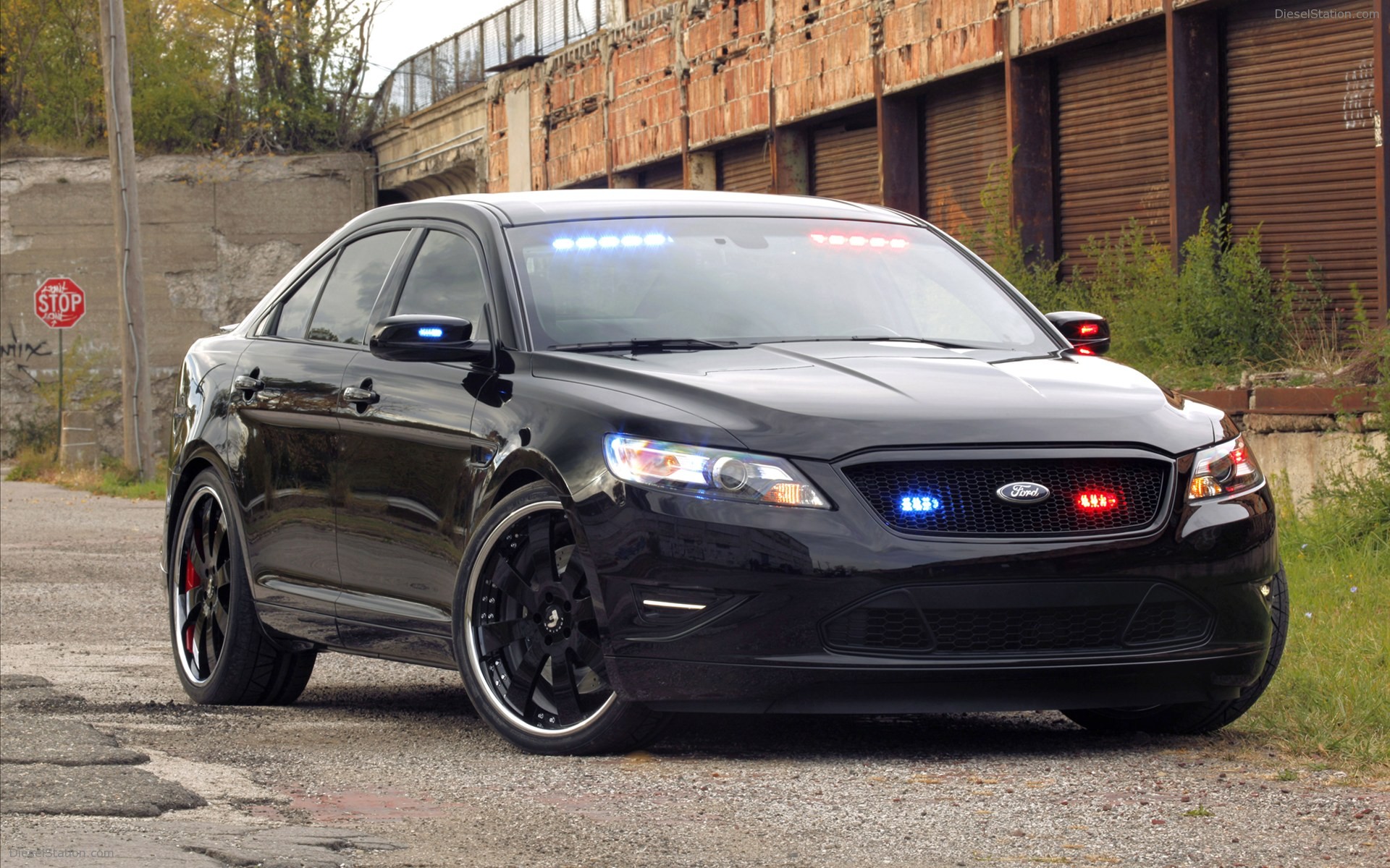 Ford Stealth Police Interceptor Concept 2010 Ford Stealth Police Interceptor Concept 2010