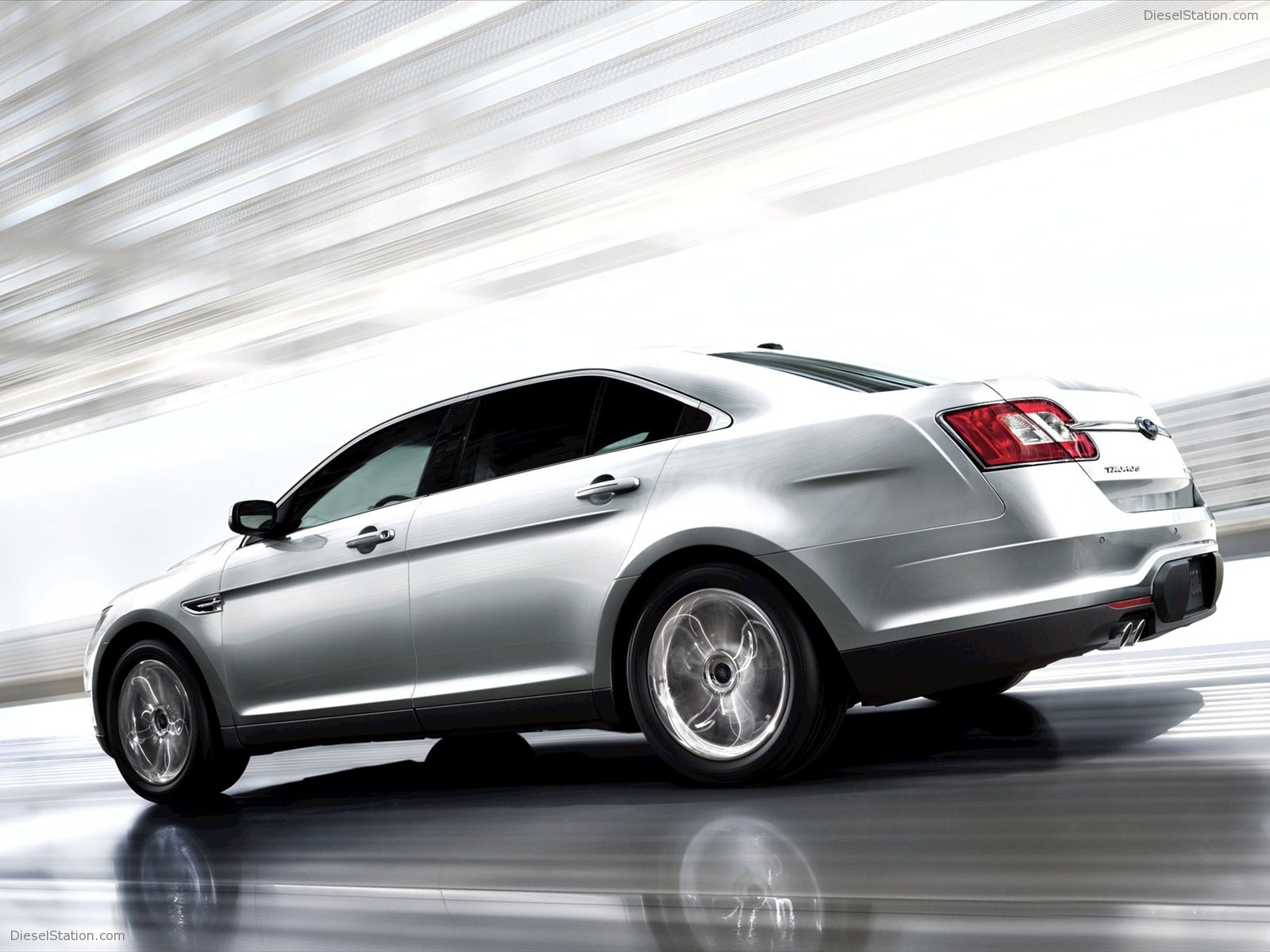 FORD TAURUS 2011