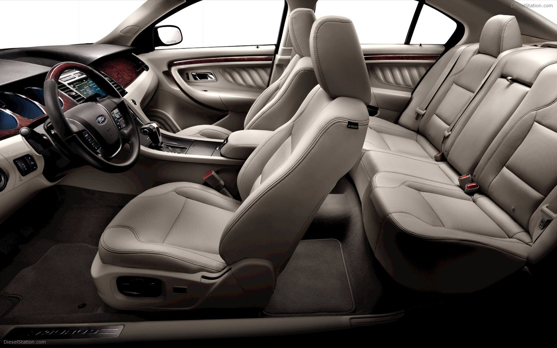 FORD TAURUS 2011