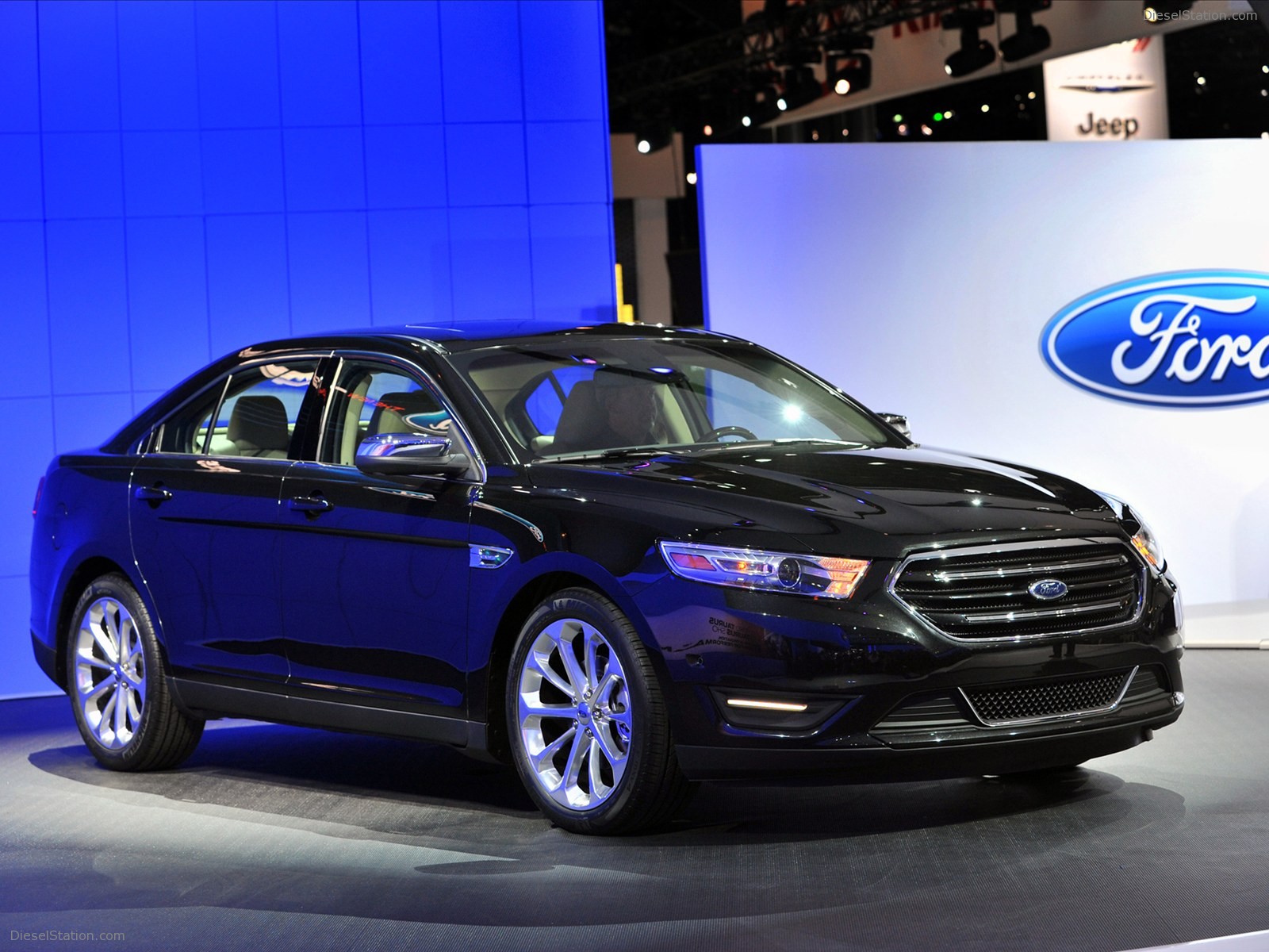 Ford Taurus 2013