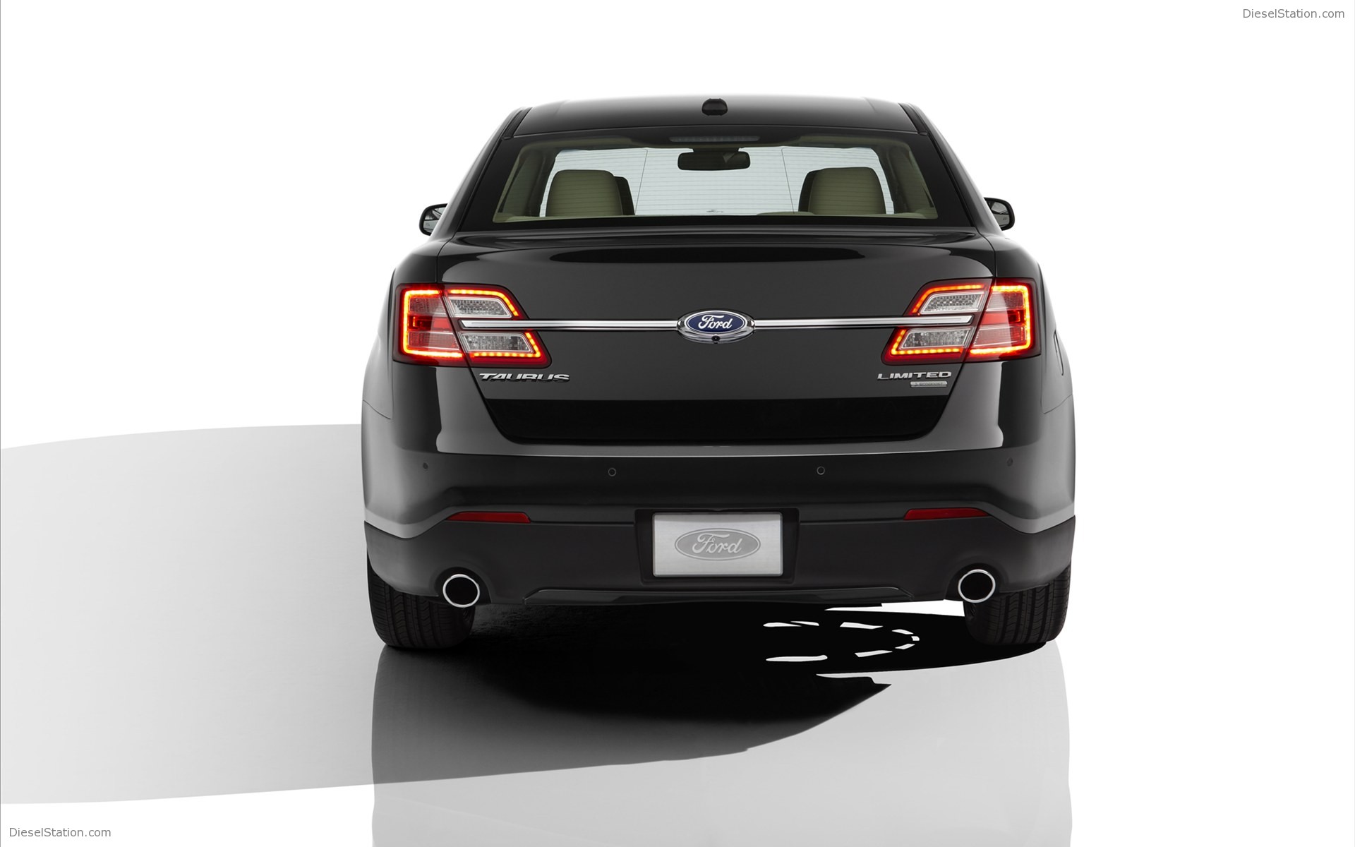 Ford Taurus 2013