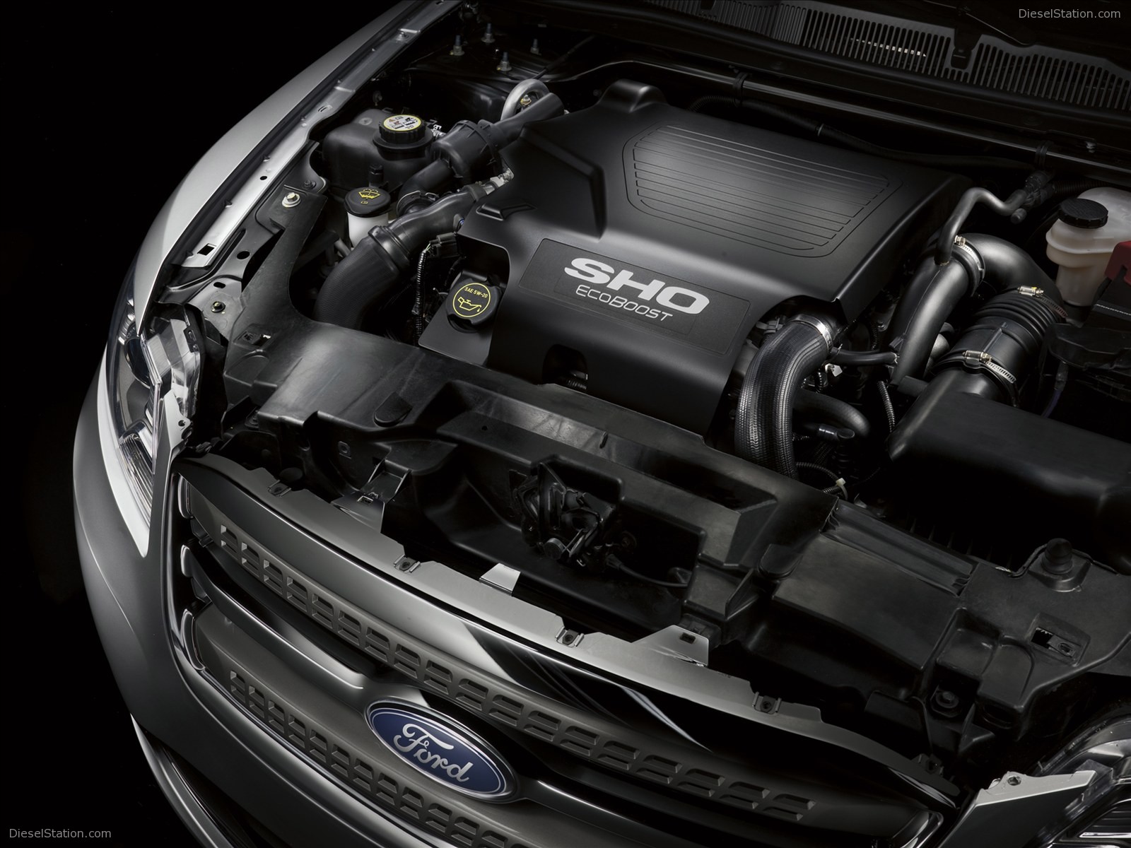 Ford Taurus SHO 2011