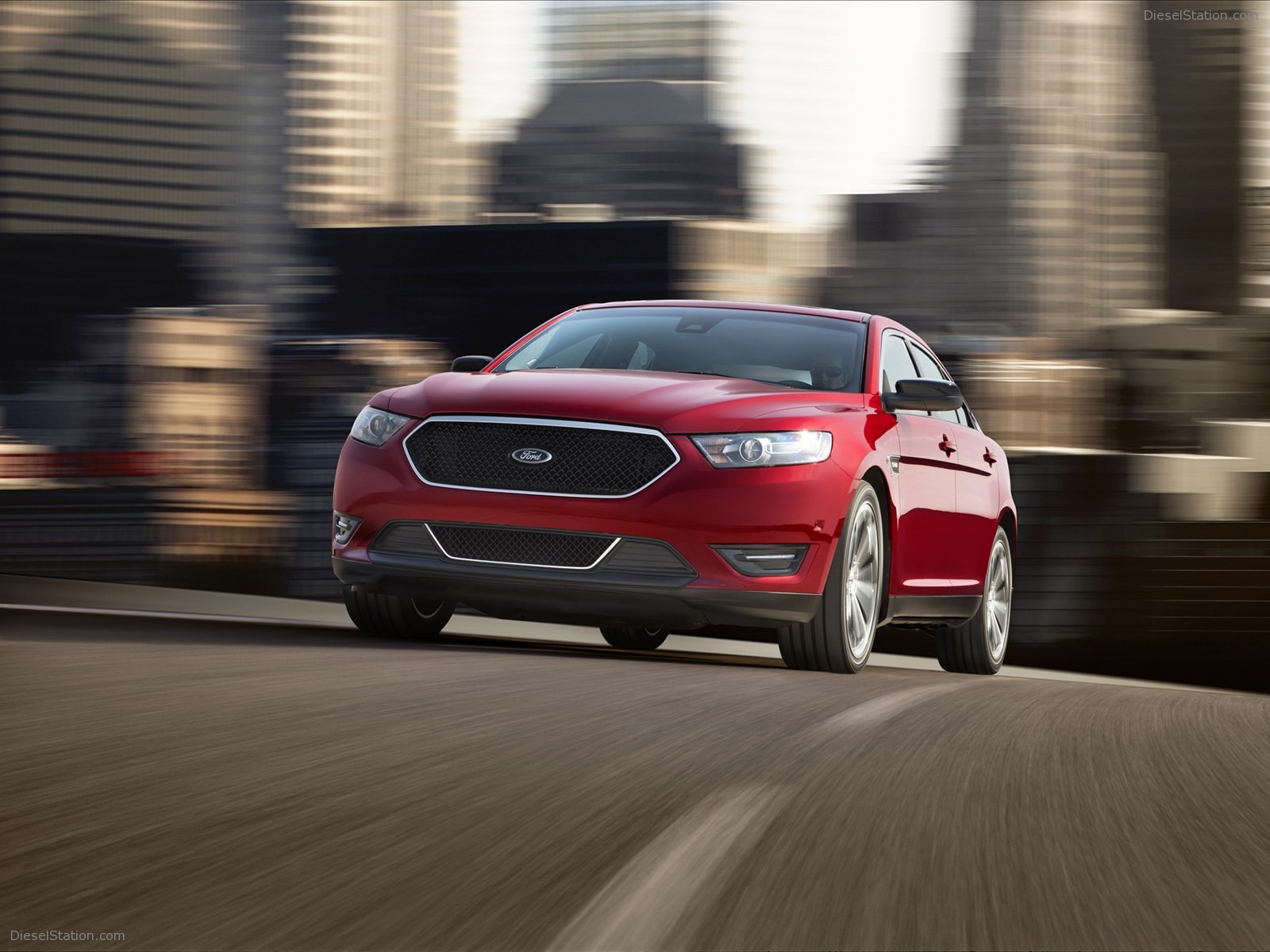 Ford Taurus SHO 2013