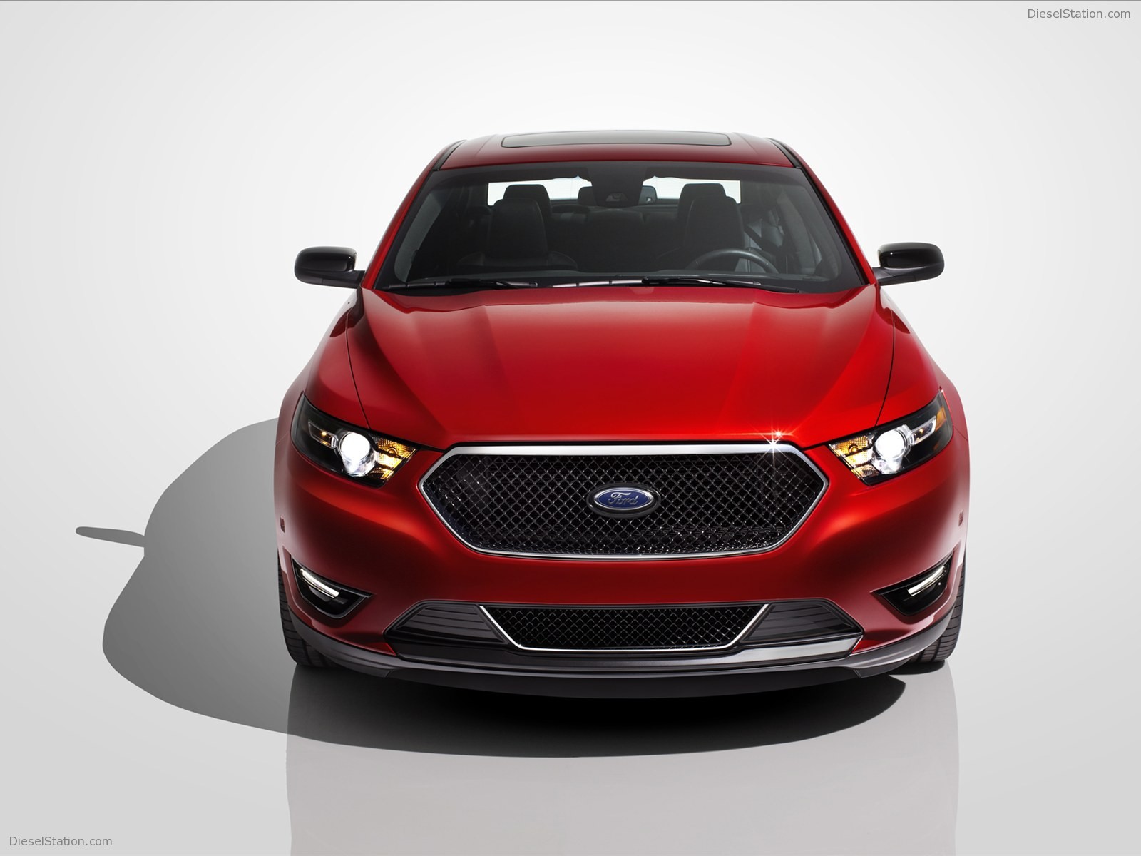 Ford Taurus SHO 2013