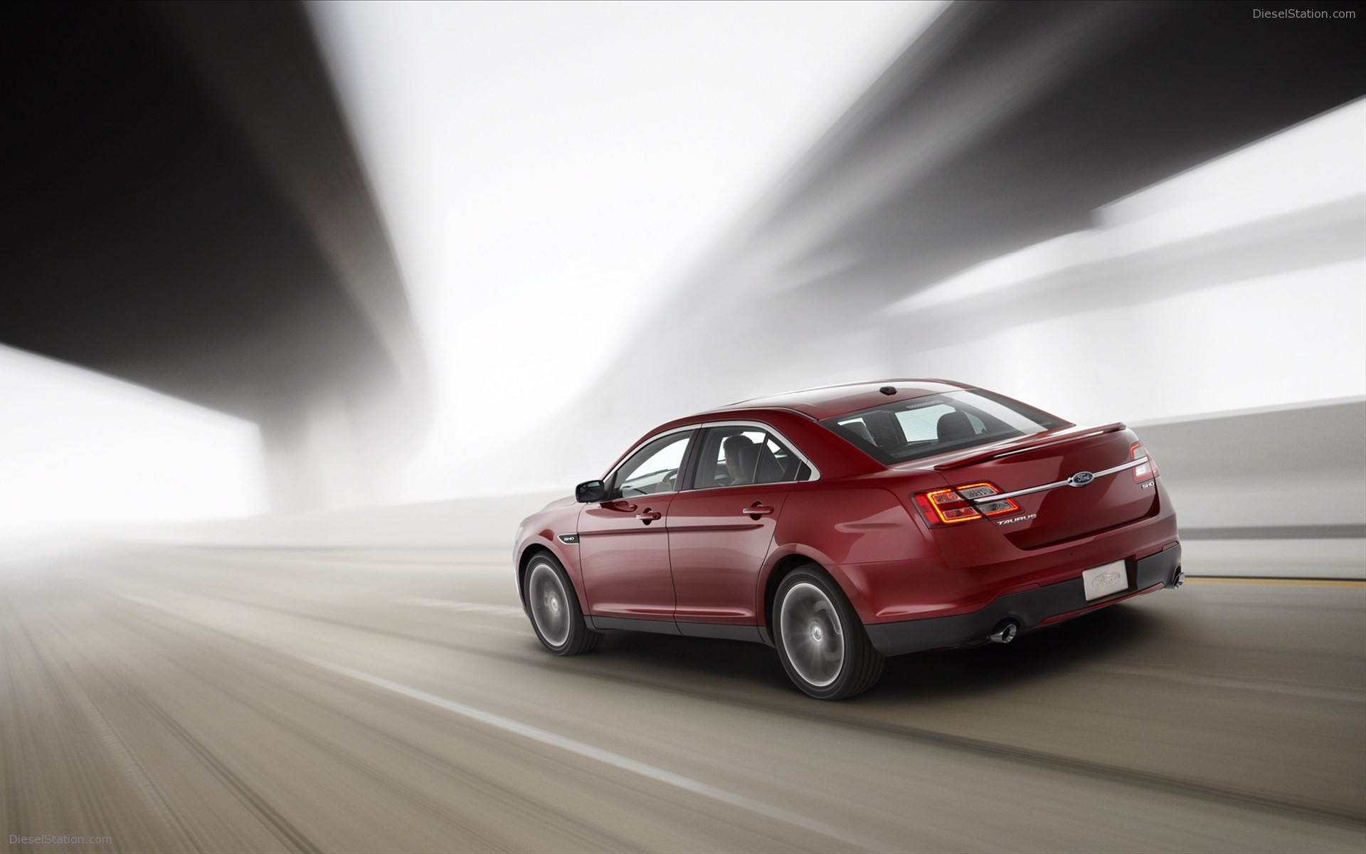 Ford Taurus SHO 2013