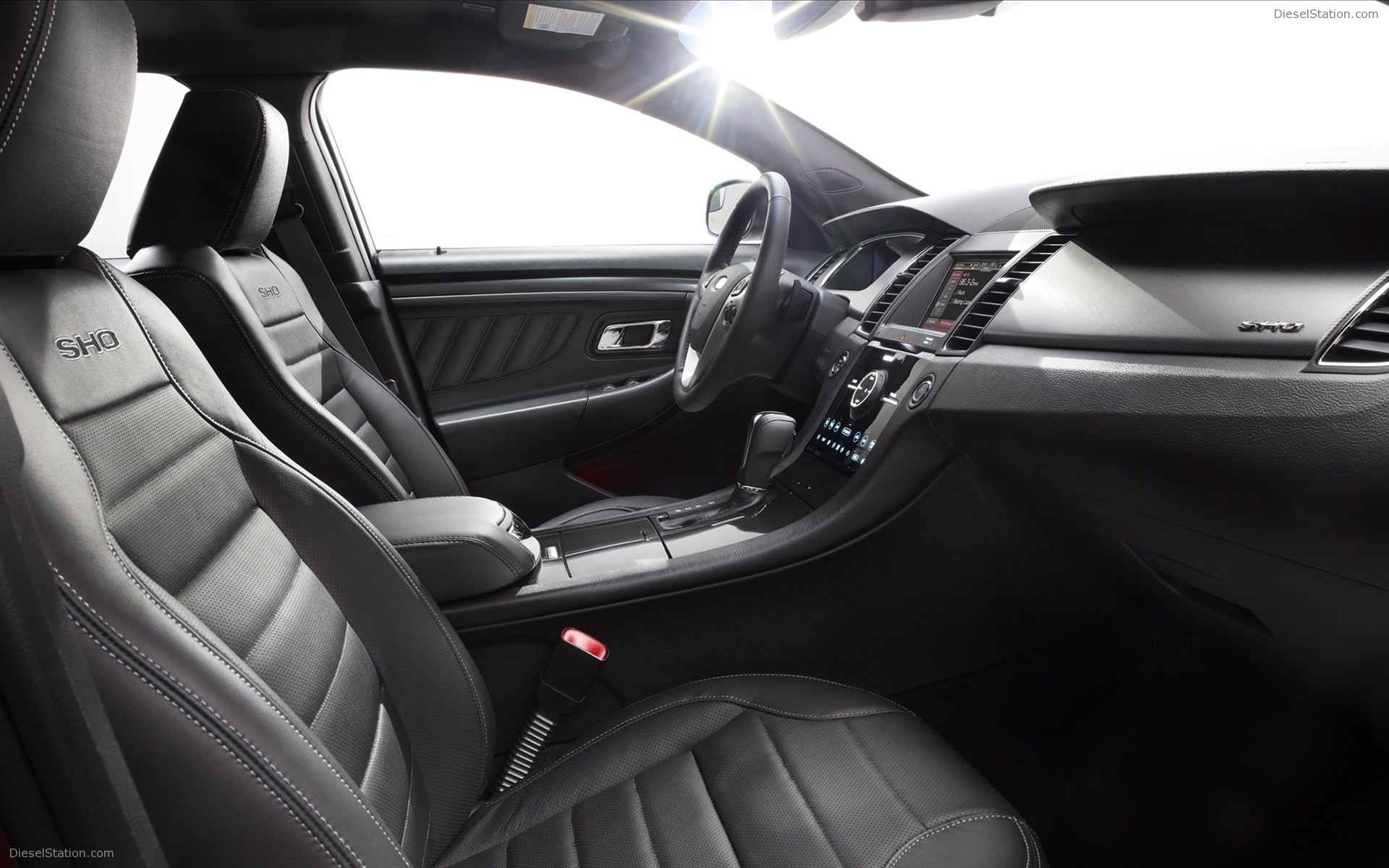 Ford Taurus SHO 2013