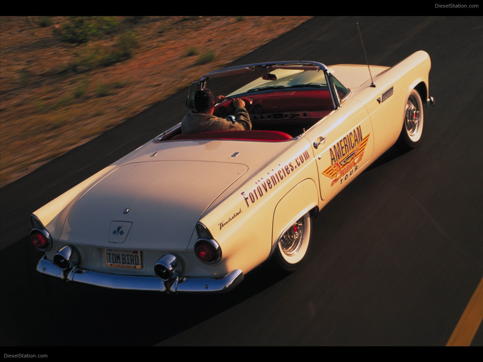 Ford Thunderbird 1956 - Convertible American Dream Car