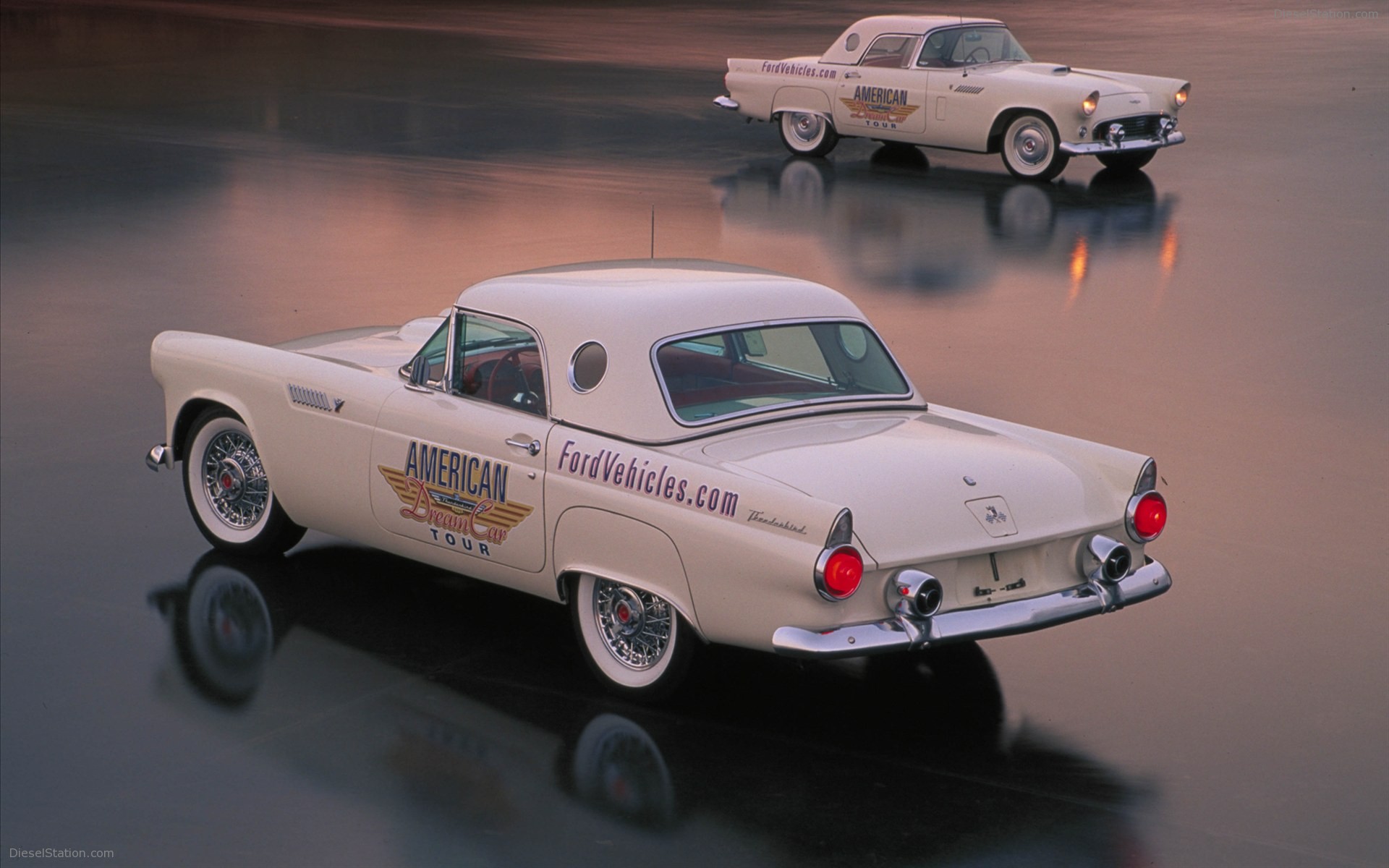 Ford Thunderbird 1956 - Convertible American Dream Car
