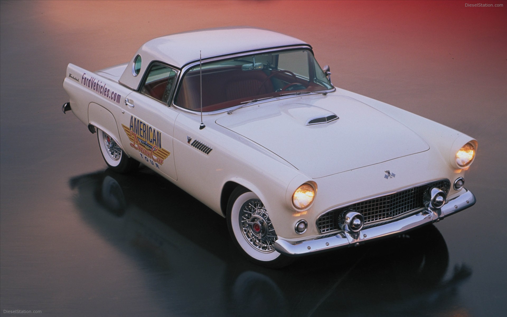 Ford Thunderbird 1956 - Convertible American Dream Car Ford Thunderbird 1956 - Convertible American Dream Car