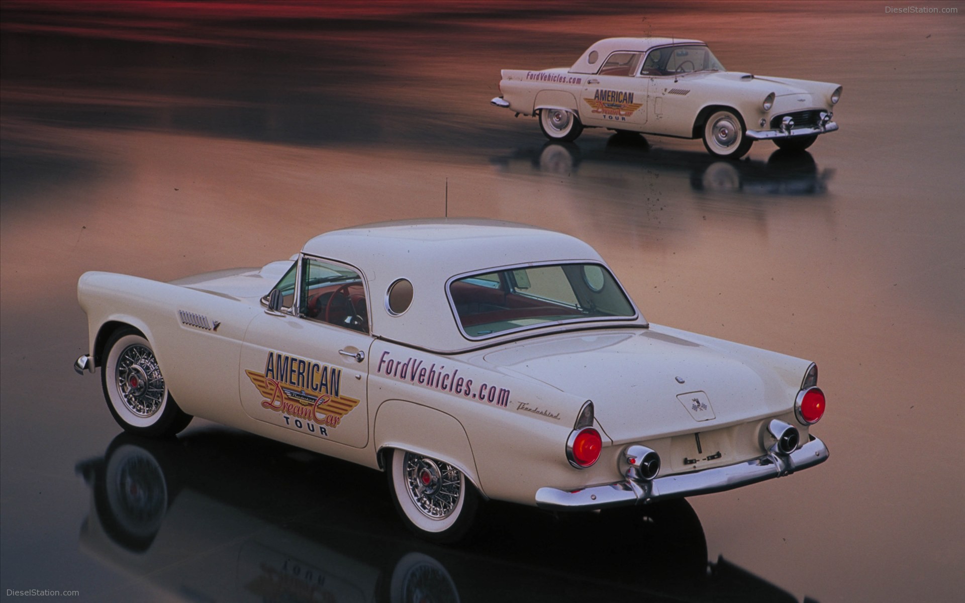 Ford Thunderbird 1956 - Convertible American Dream Car Ford Thunderbird 1956 - Convertible American Dream Car