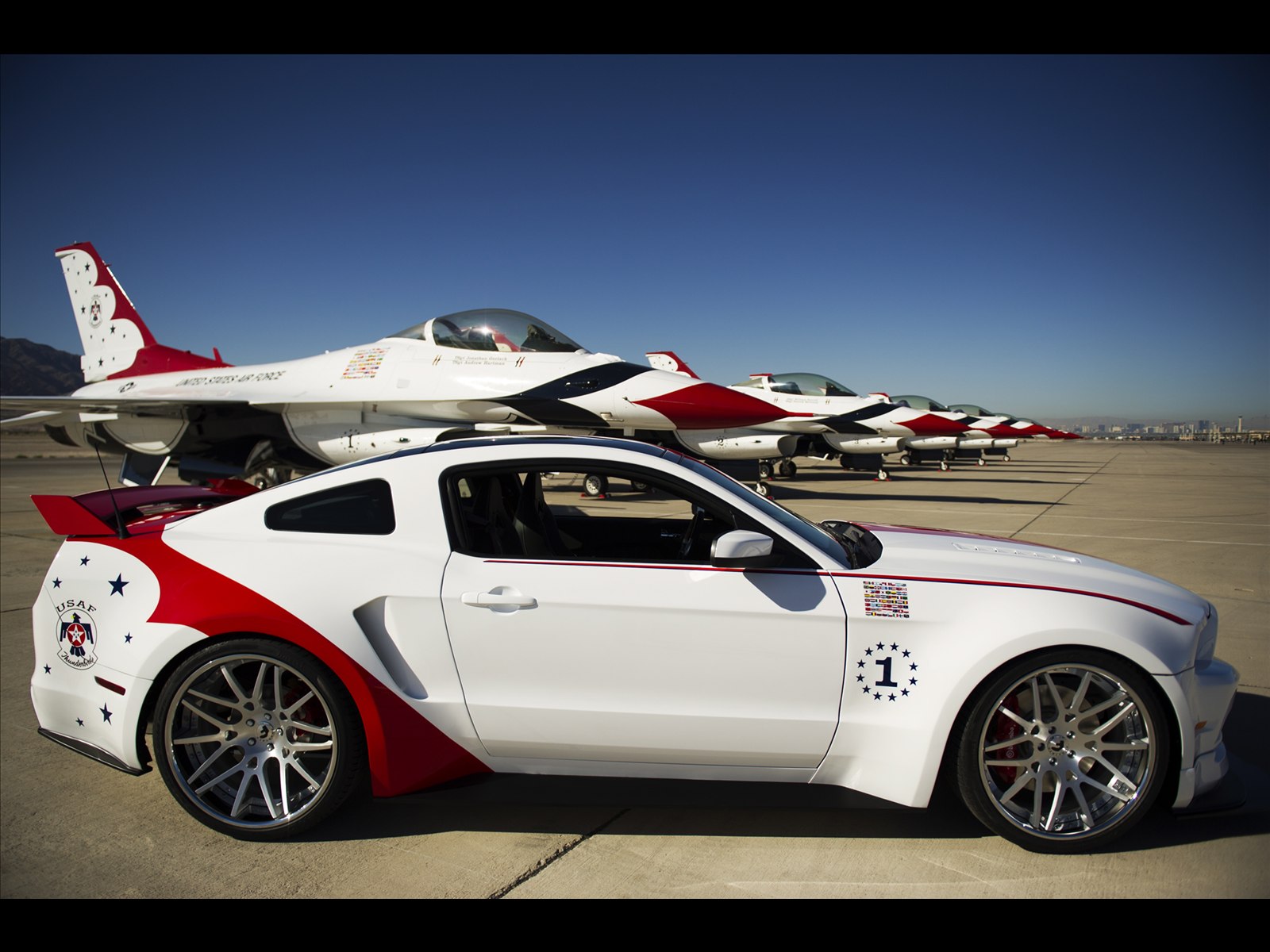 Ford Mustang GT Thunderbirds Edition 2014 Ford Mustang GT Thunderbirds Edition 2014