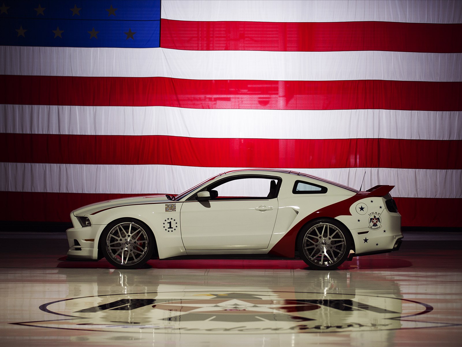 Ford Mustang GT Thunderbirds Edition 2014 Ford Mustang GT Thunderbirds Edition 2014