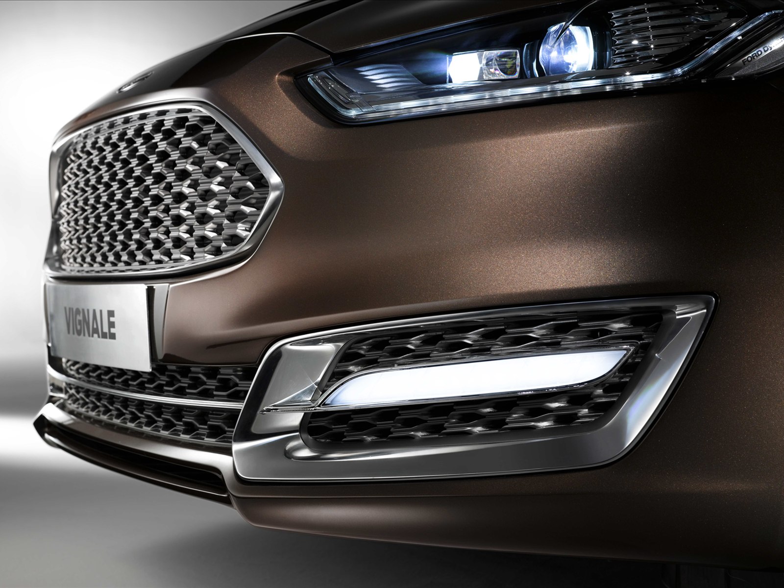 Ford Mondeo Vignale Concept 2013