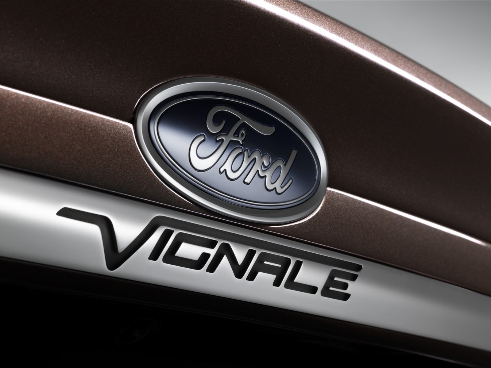 Ford Mondeo Vignale Concept 2013