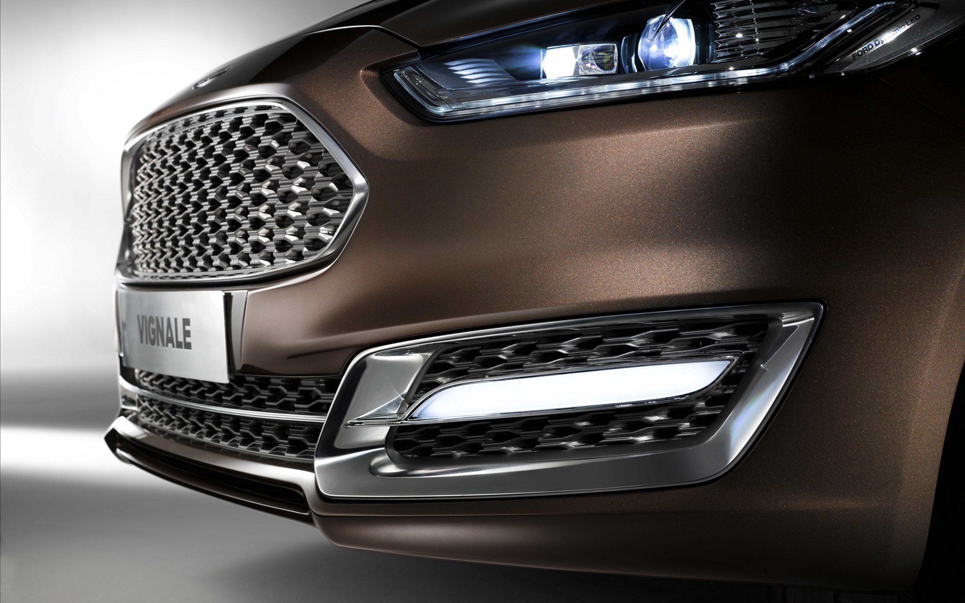Ford Mondeo Vignale Concept 2013