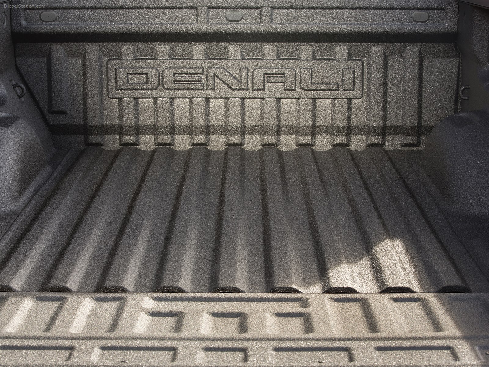 GMC Canyon Denali 2017