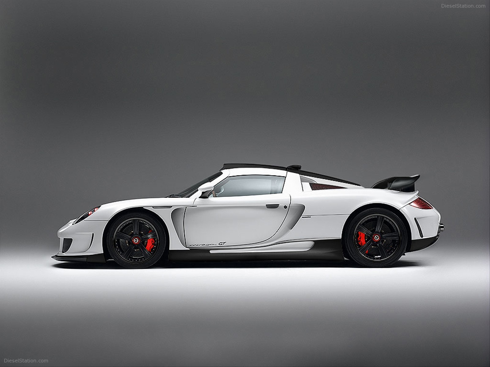 Gemballa Mirage GT Carbon Edition Porsche Carrera GT