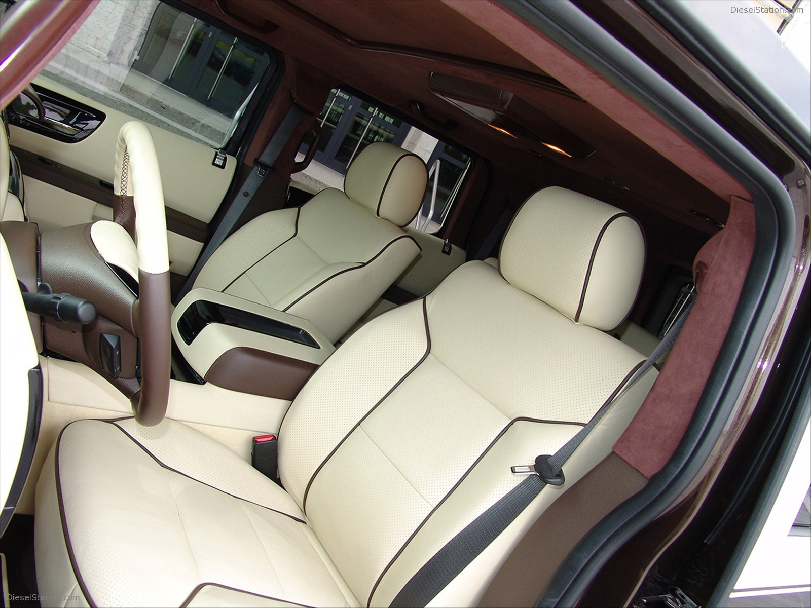 2009 Geigercars Hummer - Latte Macciatto