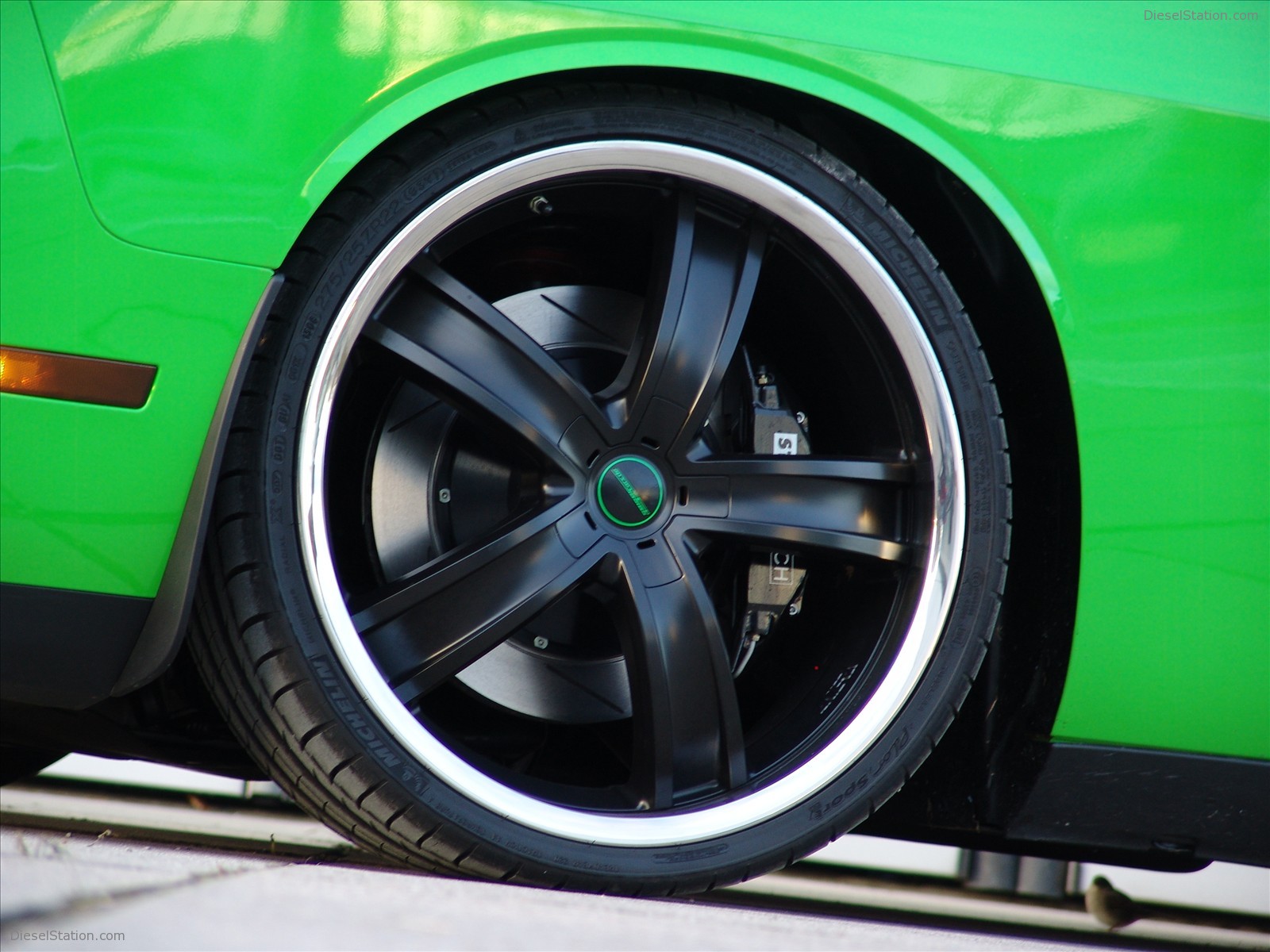 GeigerCars Dodge Challenger SRT8