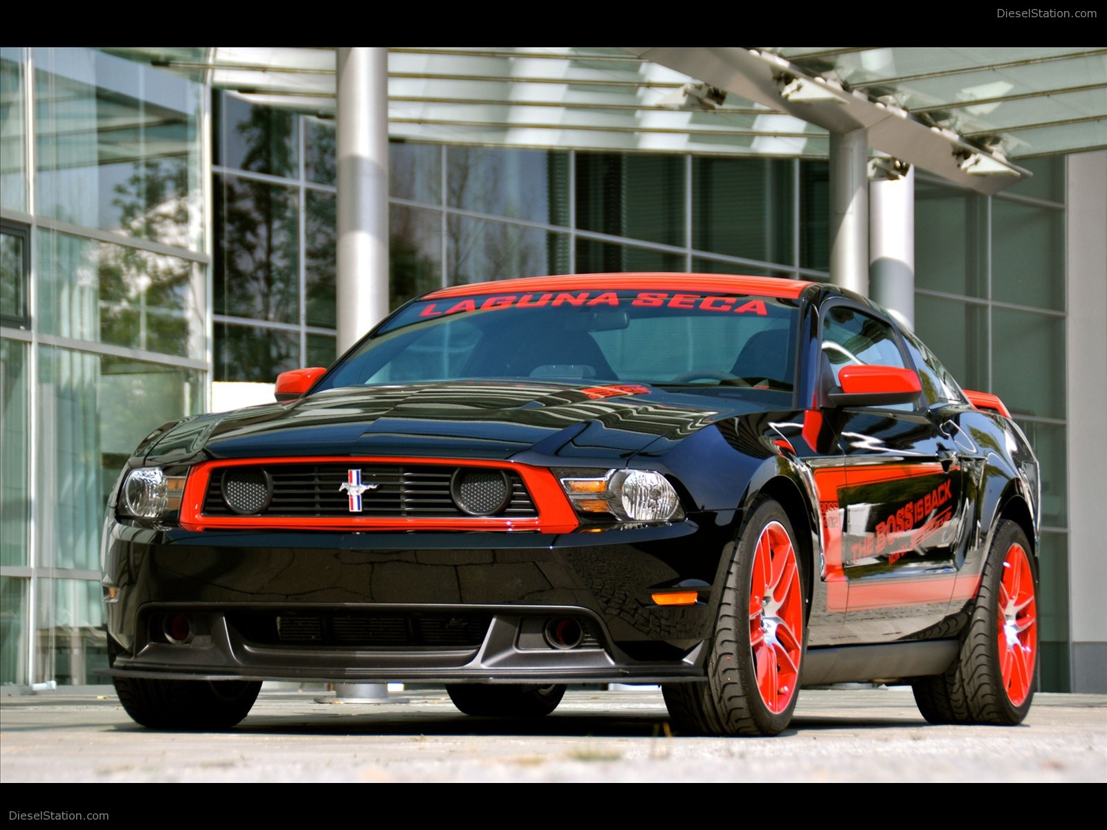 GeigerCars.de Ford Mustang Boss 302 Laguna Seca 2011