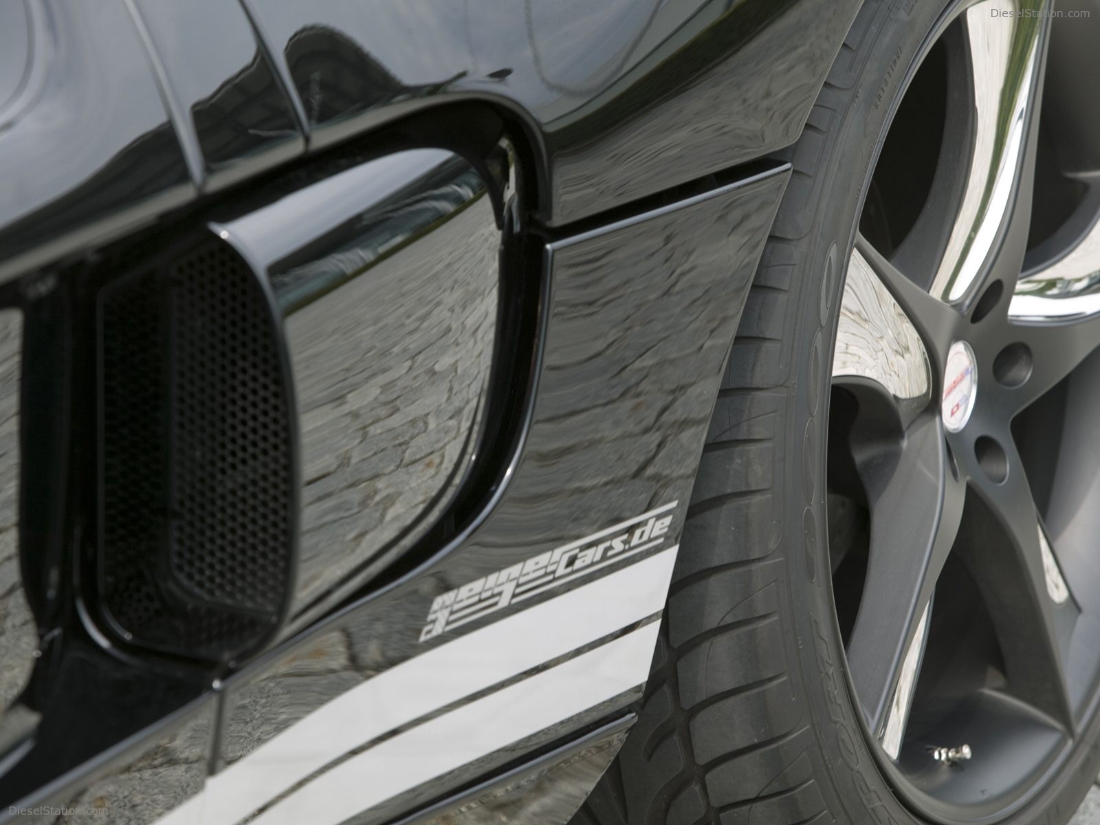 GeigerCars.de tunes the Ford GT