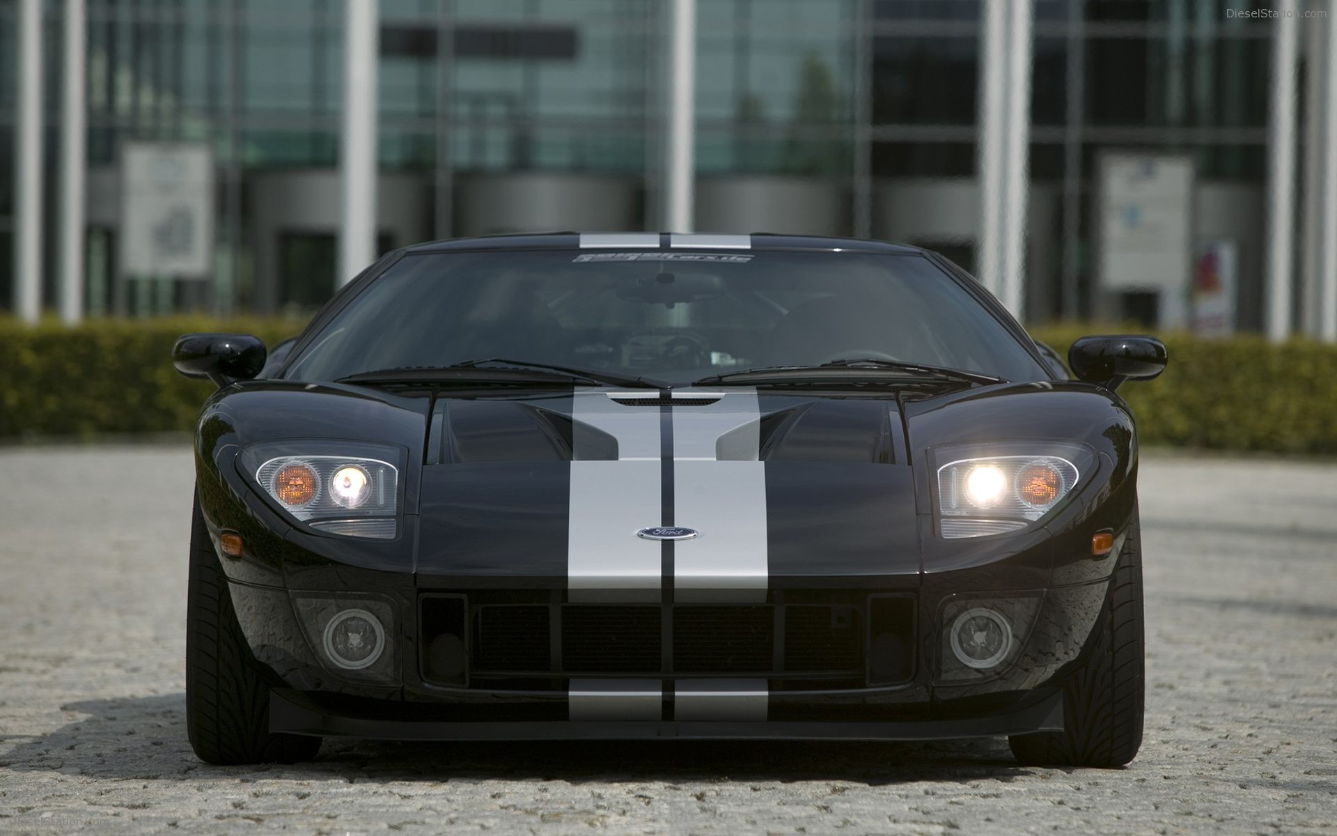 GeigerCars.de tunes the Ford GT