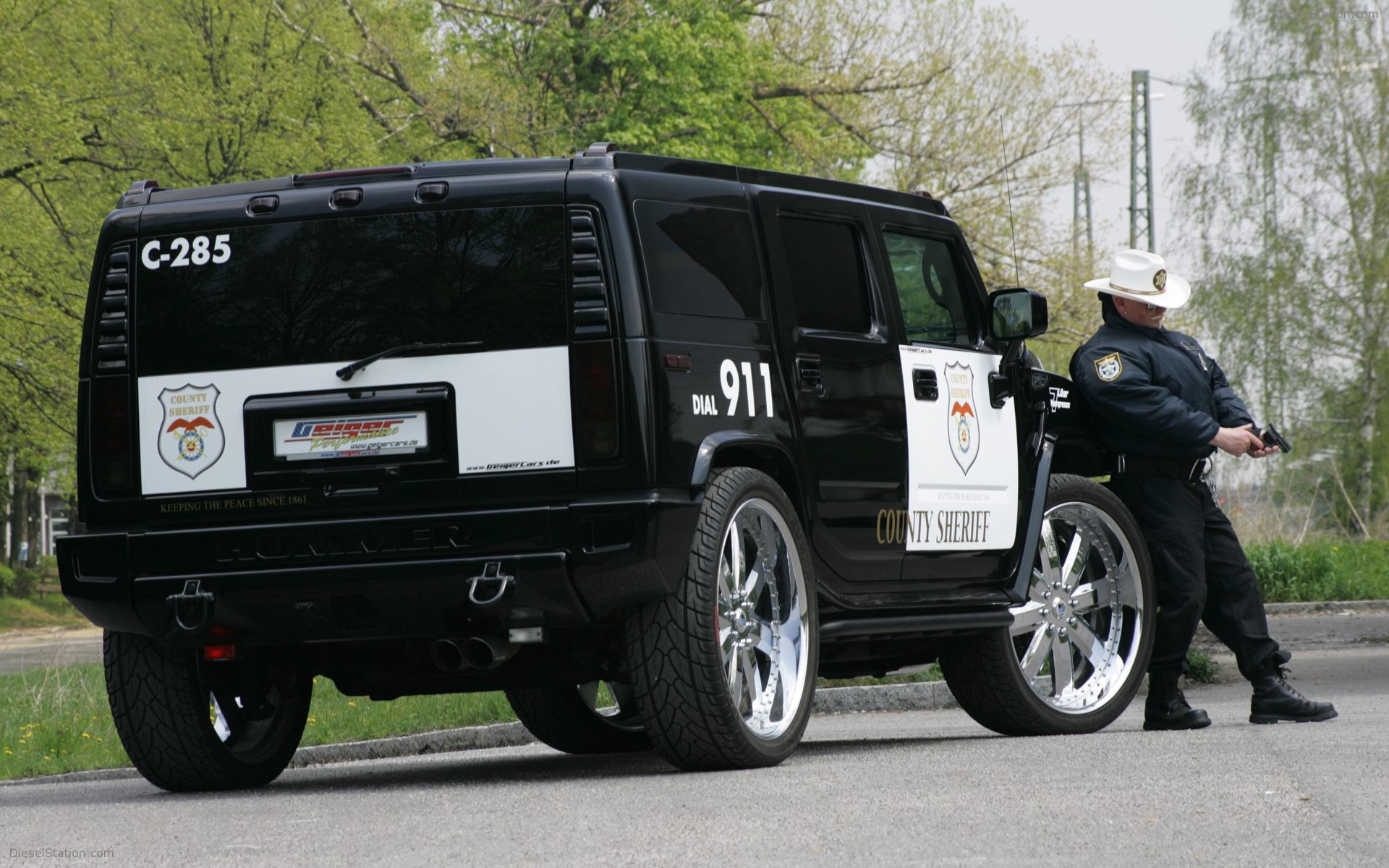 Hummer Police Car tuned by GeigerCars.de