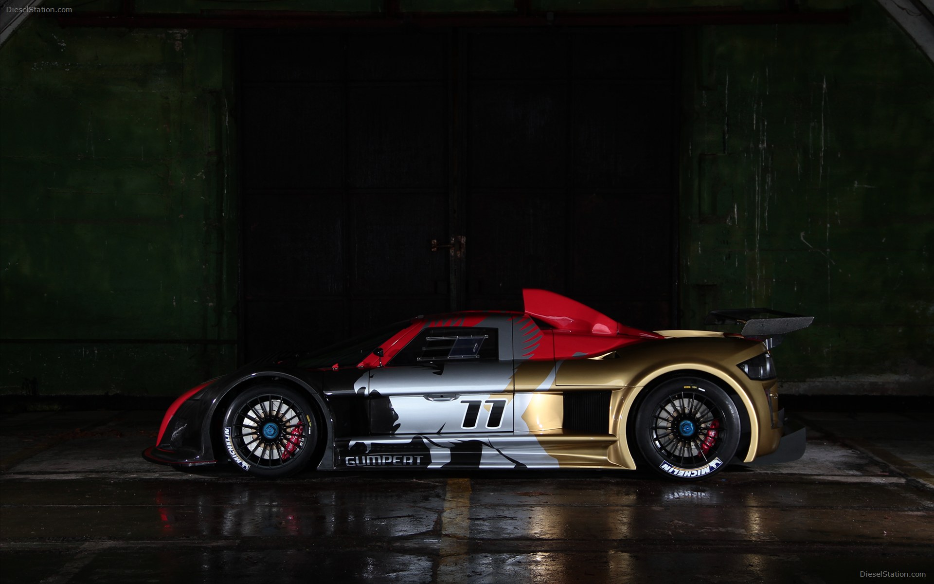 Gumpert Apollo R 2012