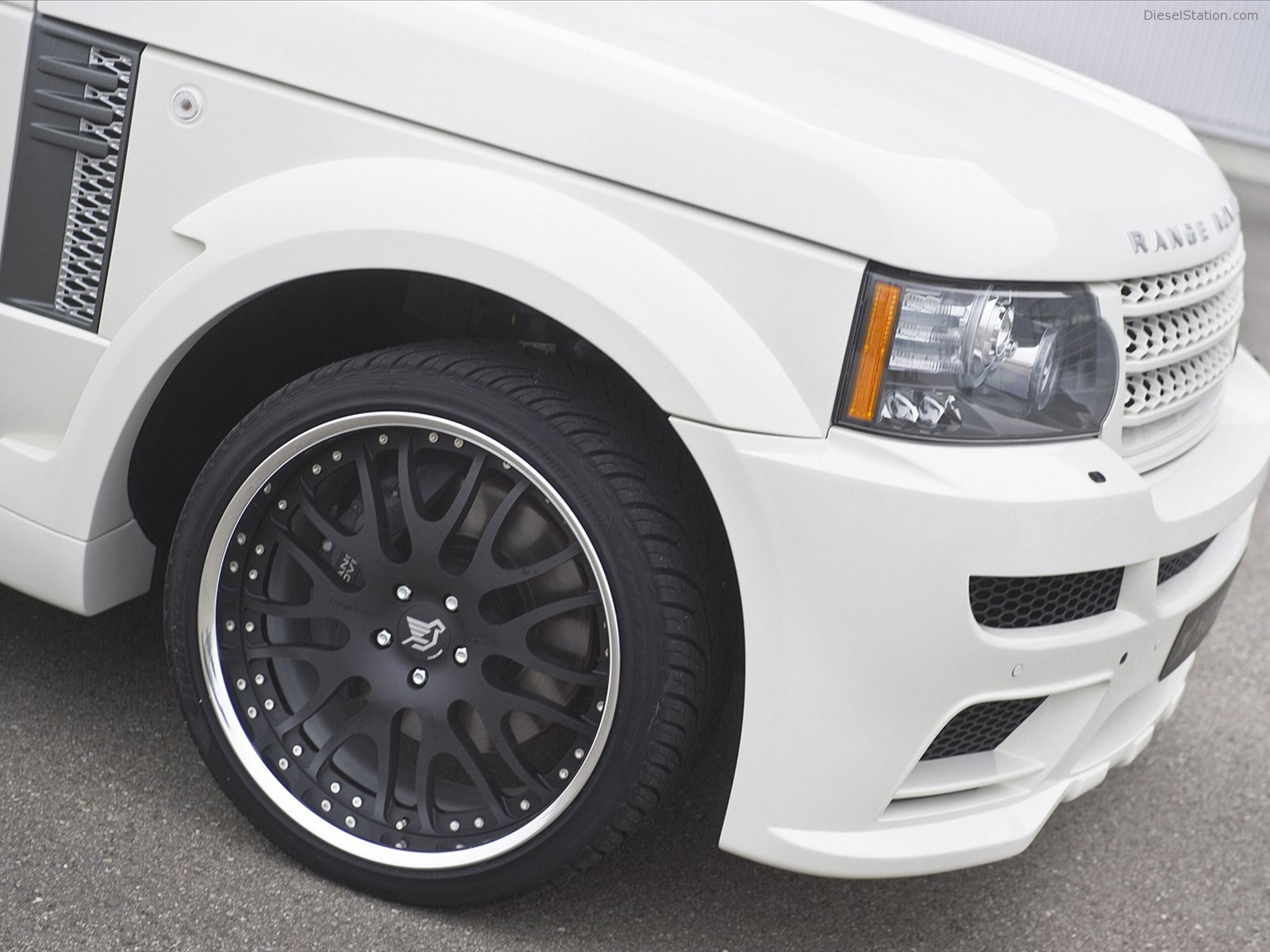 Hamann Range Rover LR V8 SuperCharged 2011 Hamann Range Rover LR V8 SuperCharged 2011