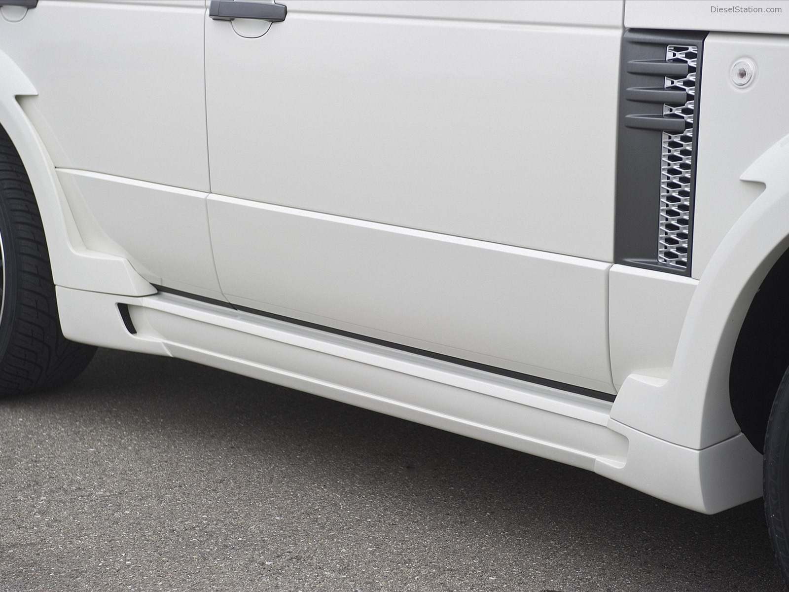 Hamann Range Rover LR V8 SuperCharged 2011 Hamann Range Rover LR V8 SuperCharged 2011