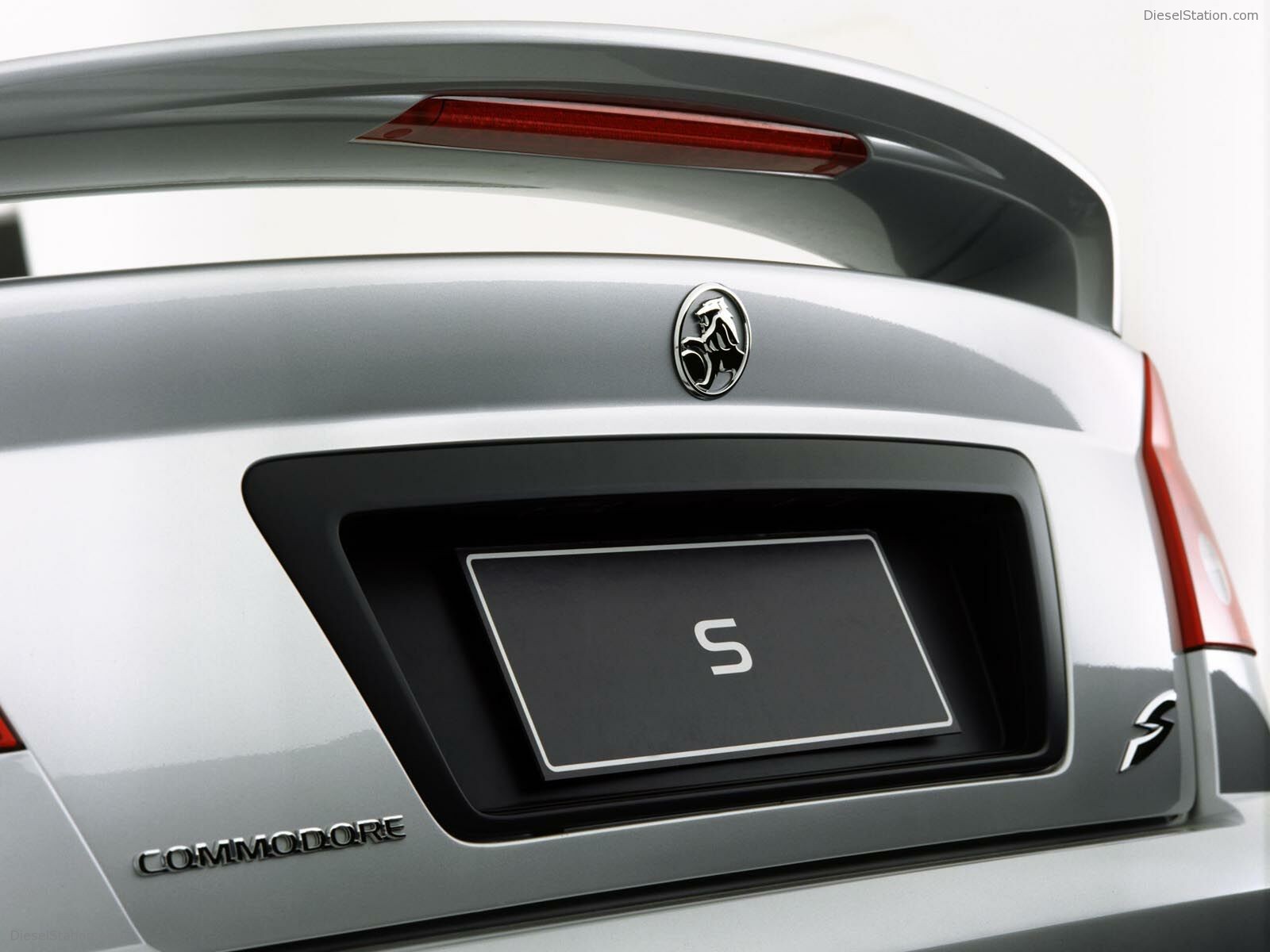 Holden Commodore (2002)
