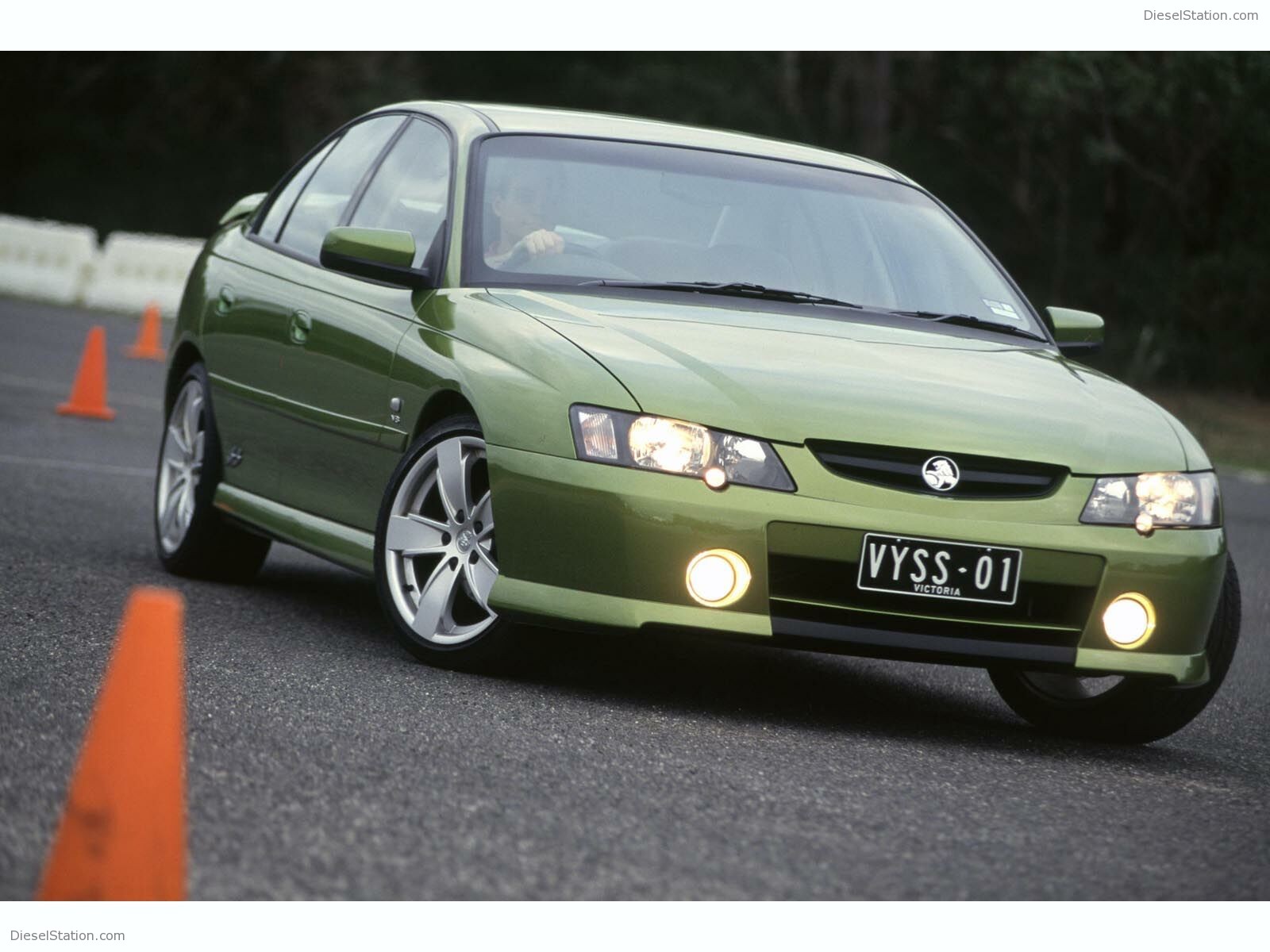 Holden Commodore (2002)