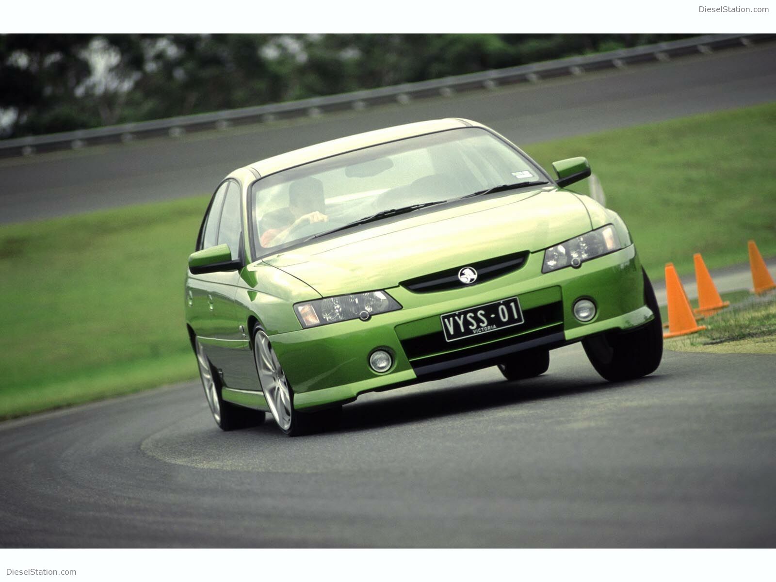 Holden Commodore (2002)