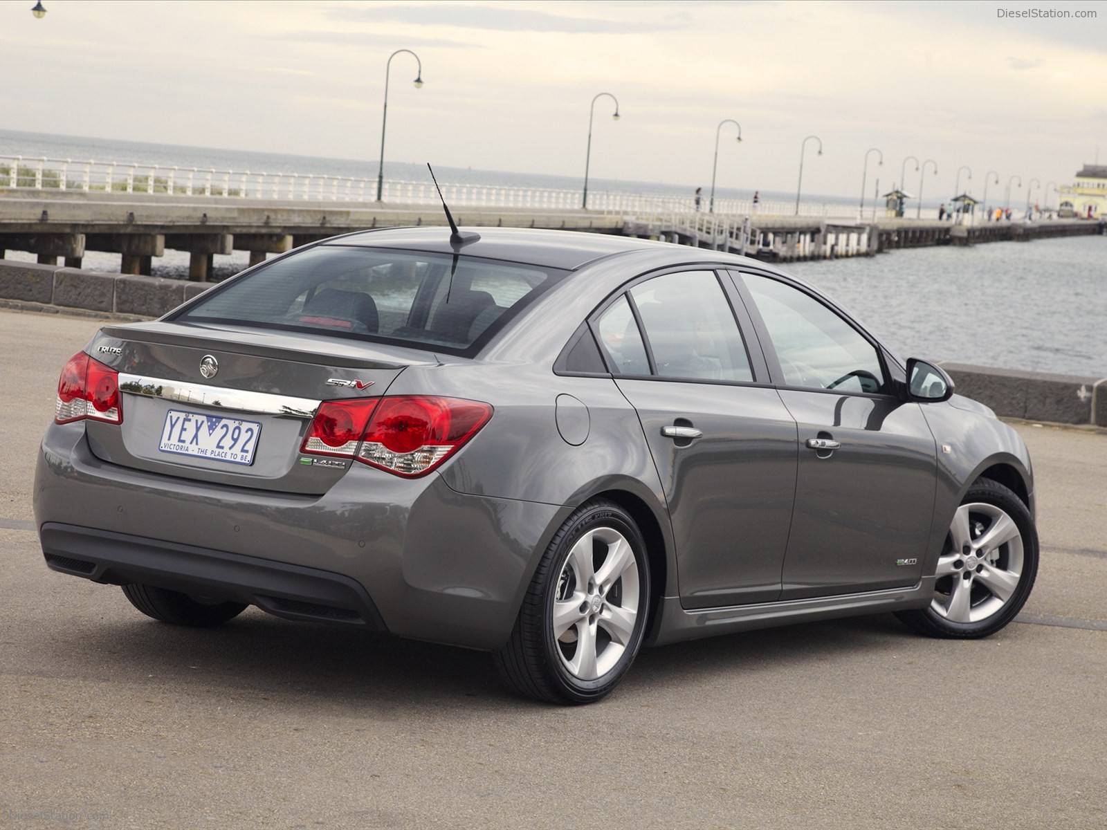 HOLDEN Series II Cruze SRi-V 2011