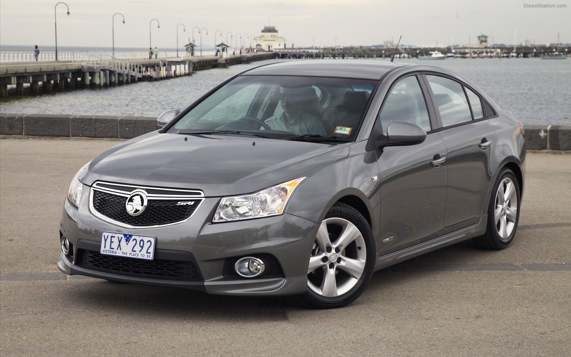 HOLDEN Series II Cruze SRi-V 2011