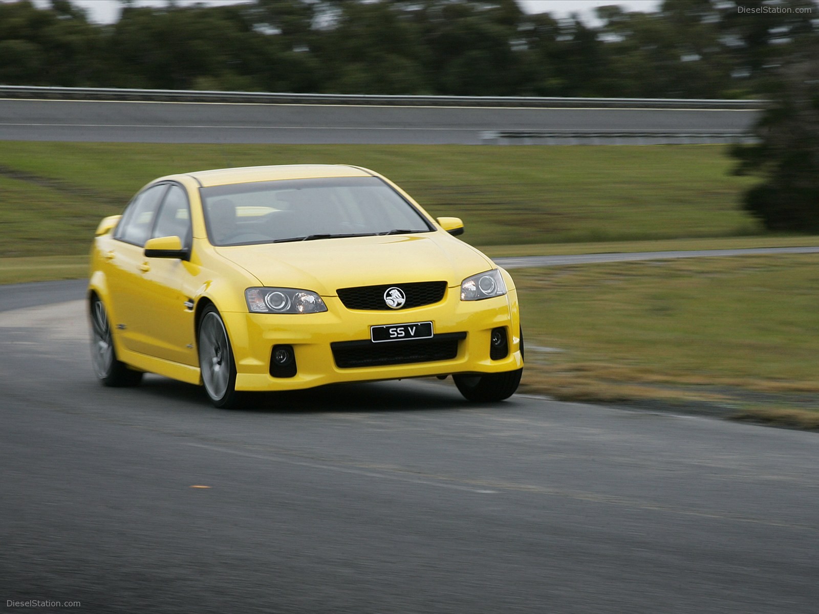 Holden VE II Commodore SSV 2011