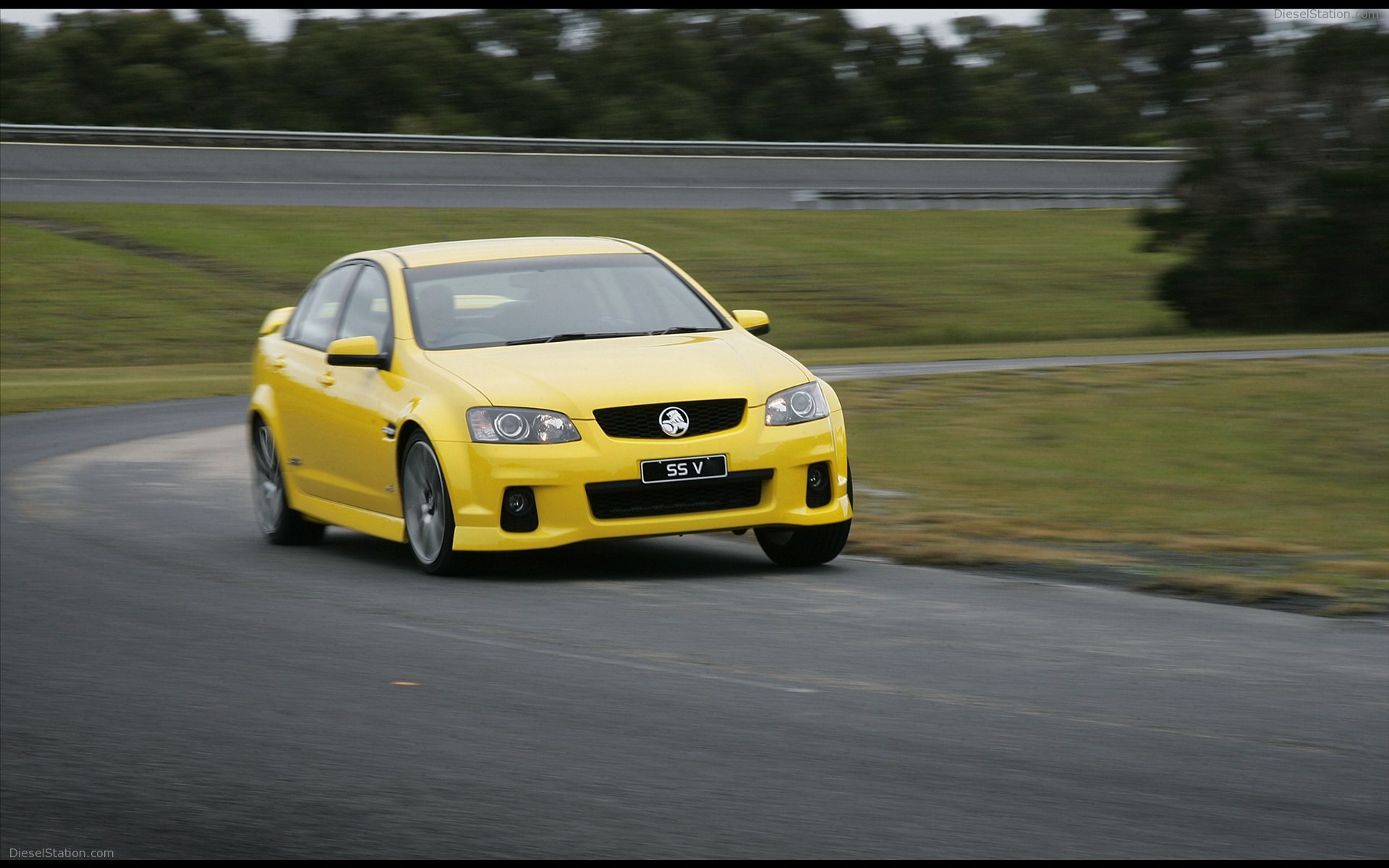 Holden VE II Commodore SSV 2011