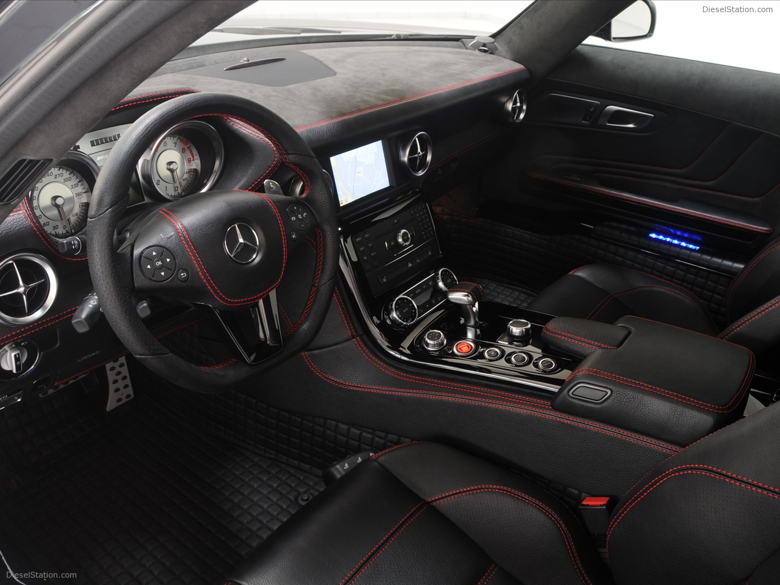 Holden VE II Commodore SSV 2011