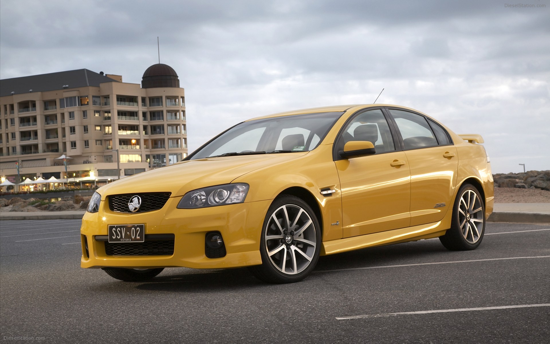 Holden VE II Commodore SSV 2011