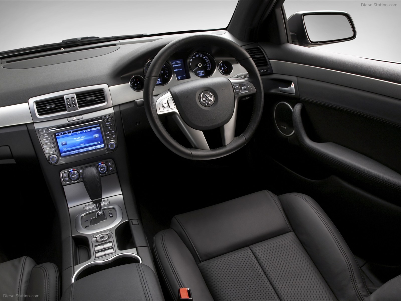 Holden WM Series II CapriceV 2011