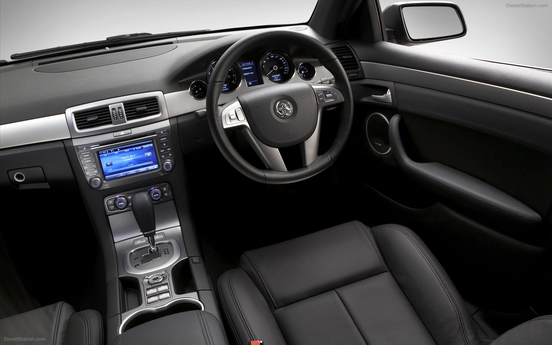 Holden WM Series II CapriceV 2011